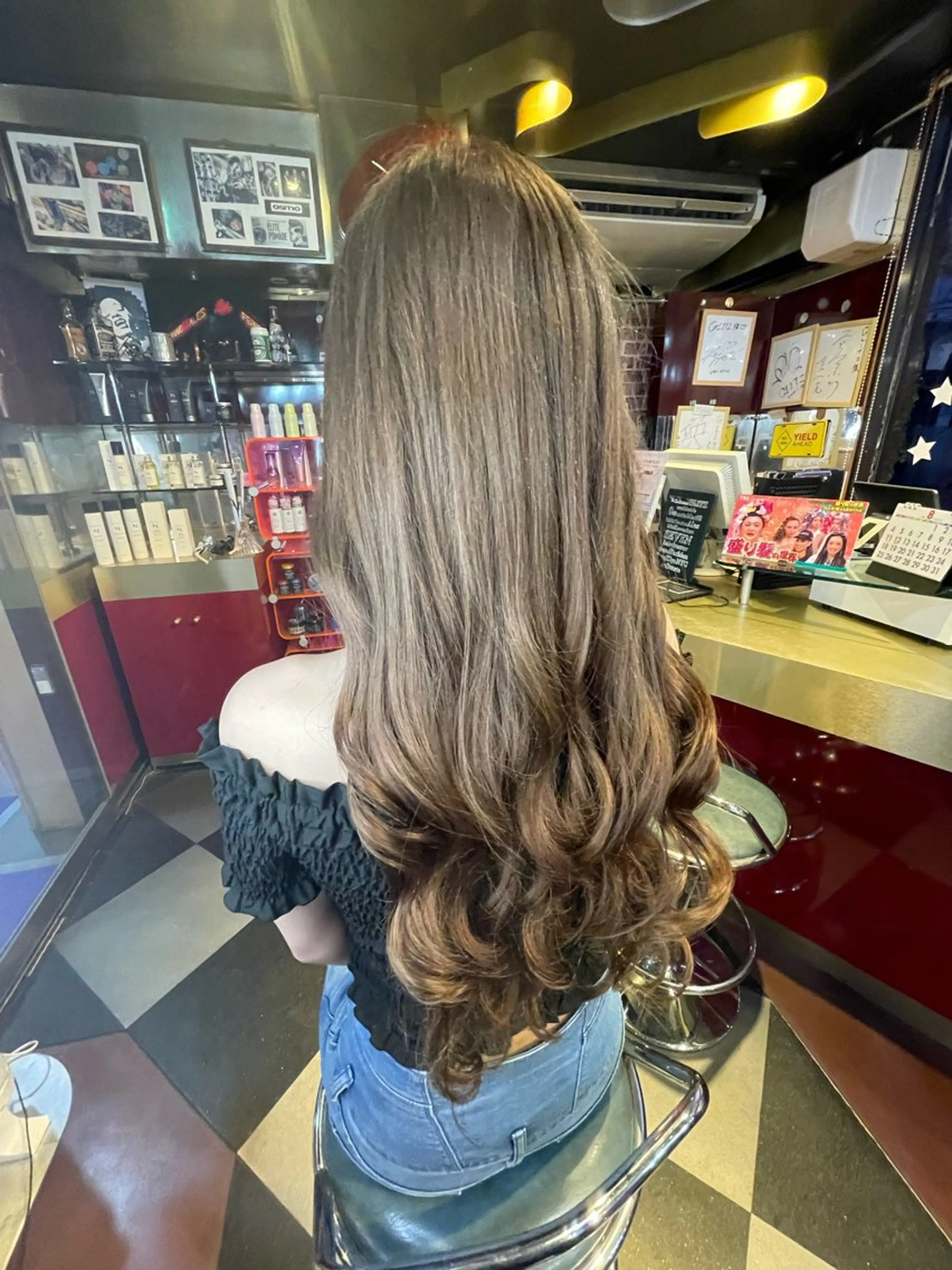 ロング カラー ブラウンカラー ピンクカラー ピンクブラウン トリートメント 👑派手髪/カット 👑ANRYのヘアスタイル