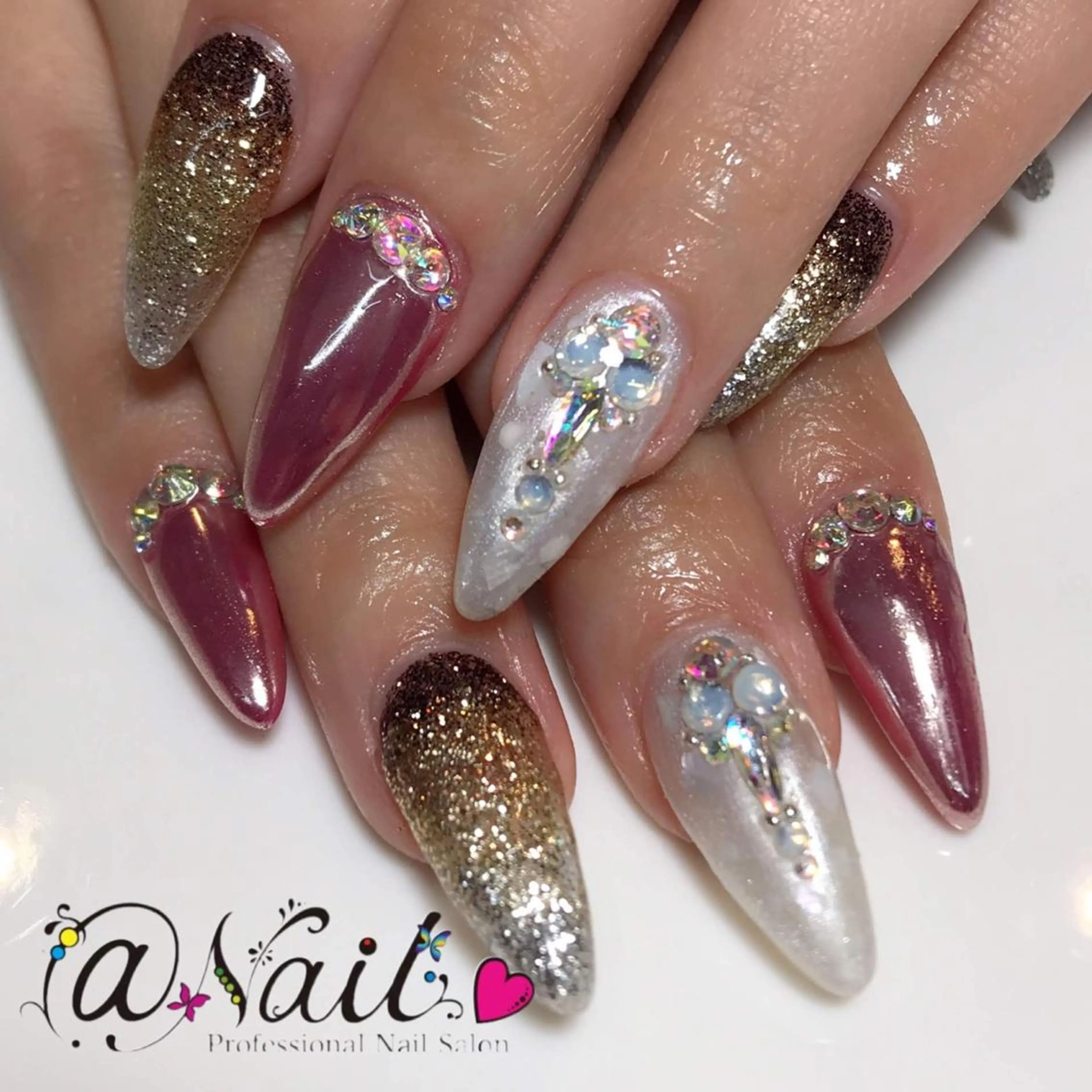 ネイル 小尾 栞のネイルデザイン