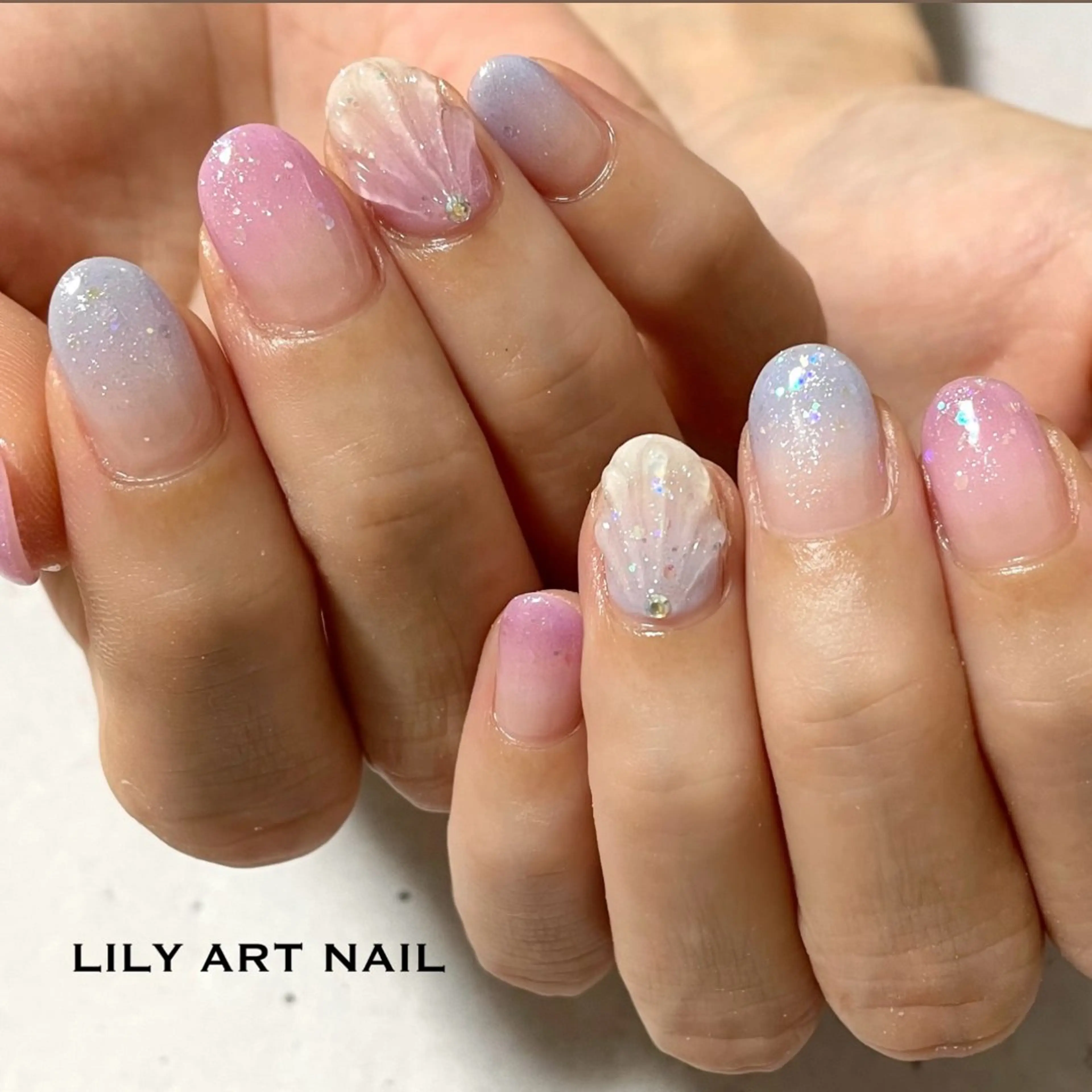 ネイル 夏ネイル ハンドネイル LILY  ART NAILのネイルデザイン
