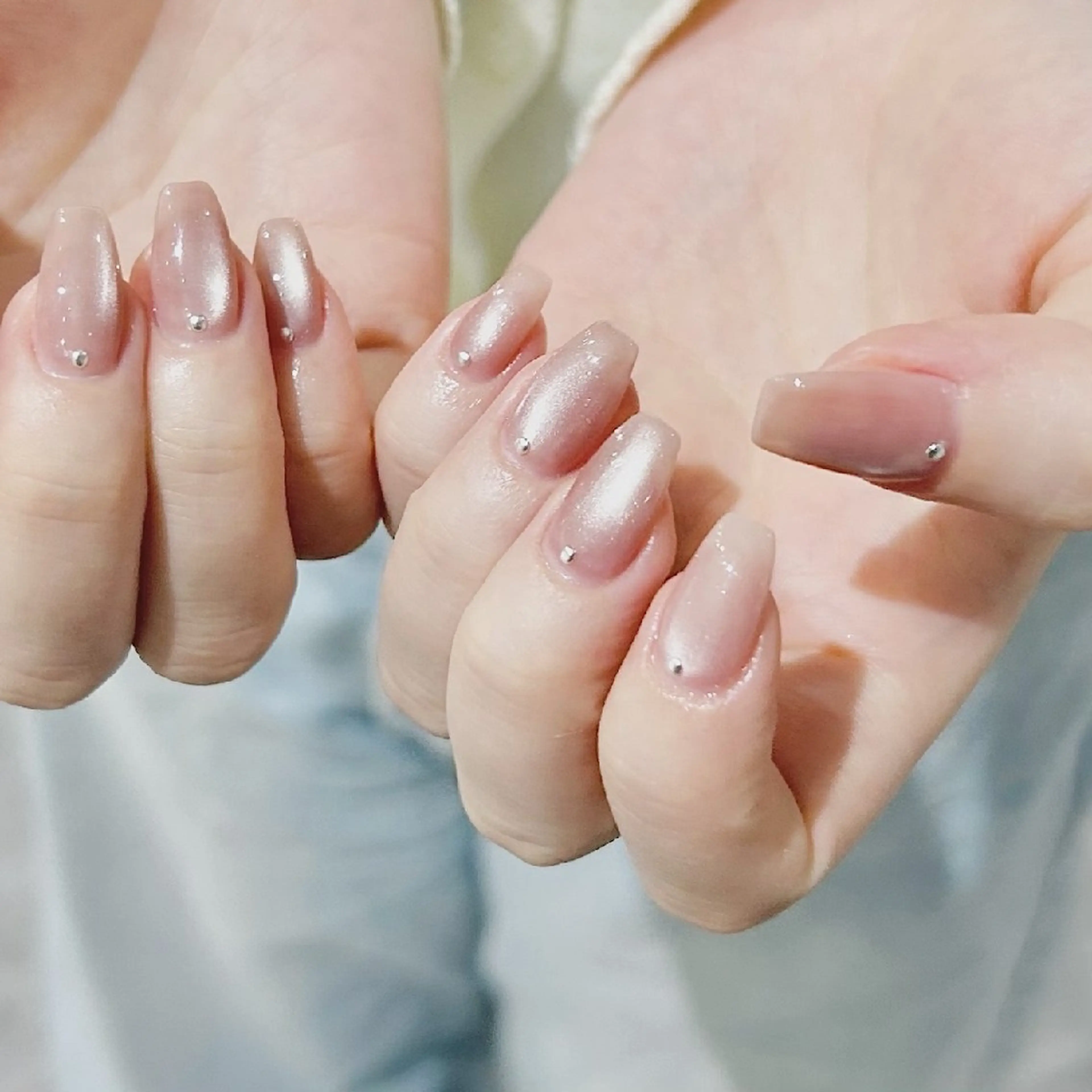 ネイル マグネットネイル マグネットワンカラー ワンカラーネイル ハンドネイル atelier　 univ.のネイルデザイン