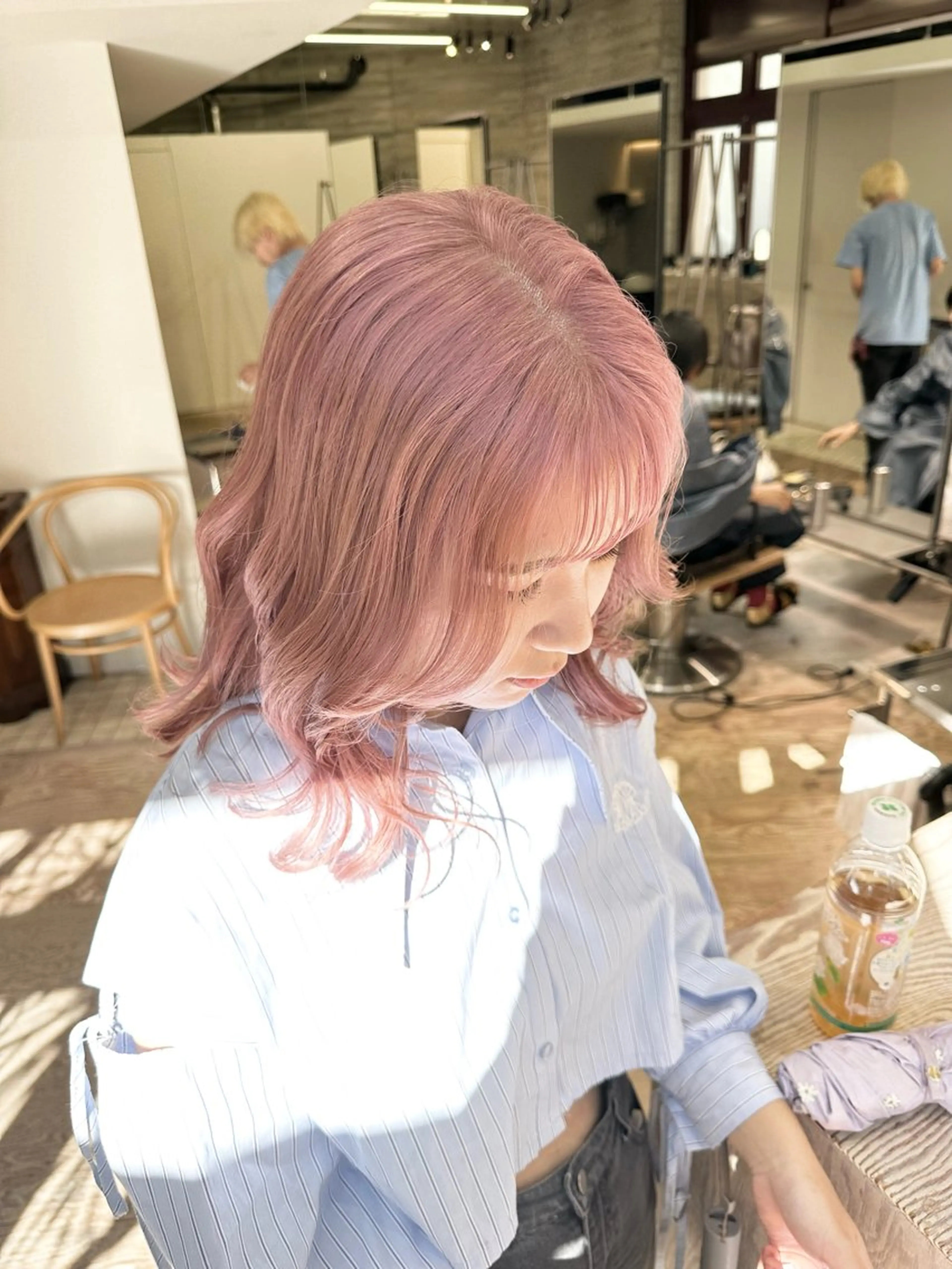 ミディアム カラー カット ヘアカラー トリートメント kai .のヘアスタイル