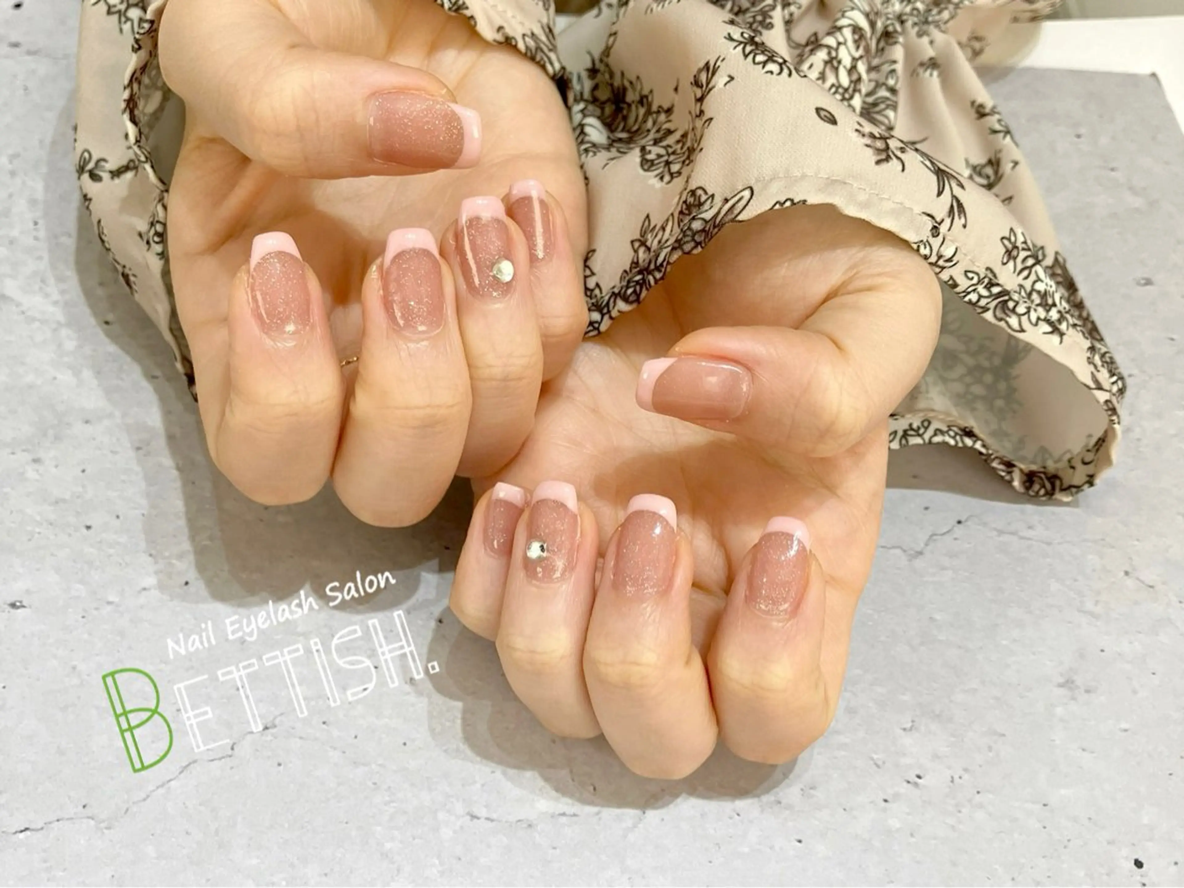 ネイル フレンチネイル ストーンネイル BETTISH. KUMIKO☺︎︎のネイルデザイン