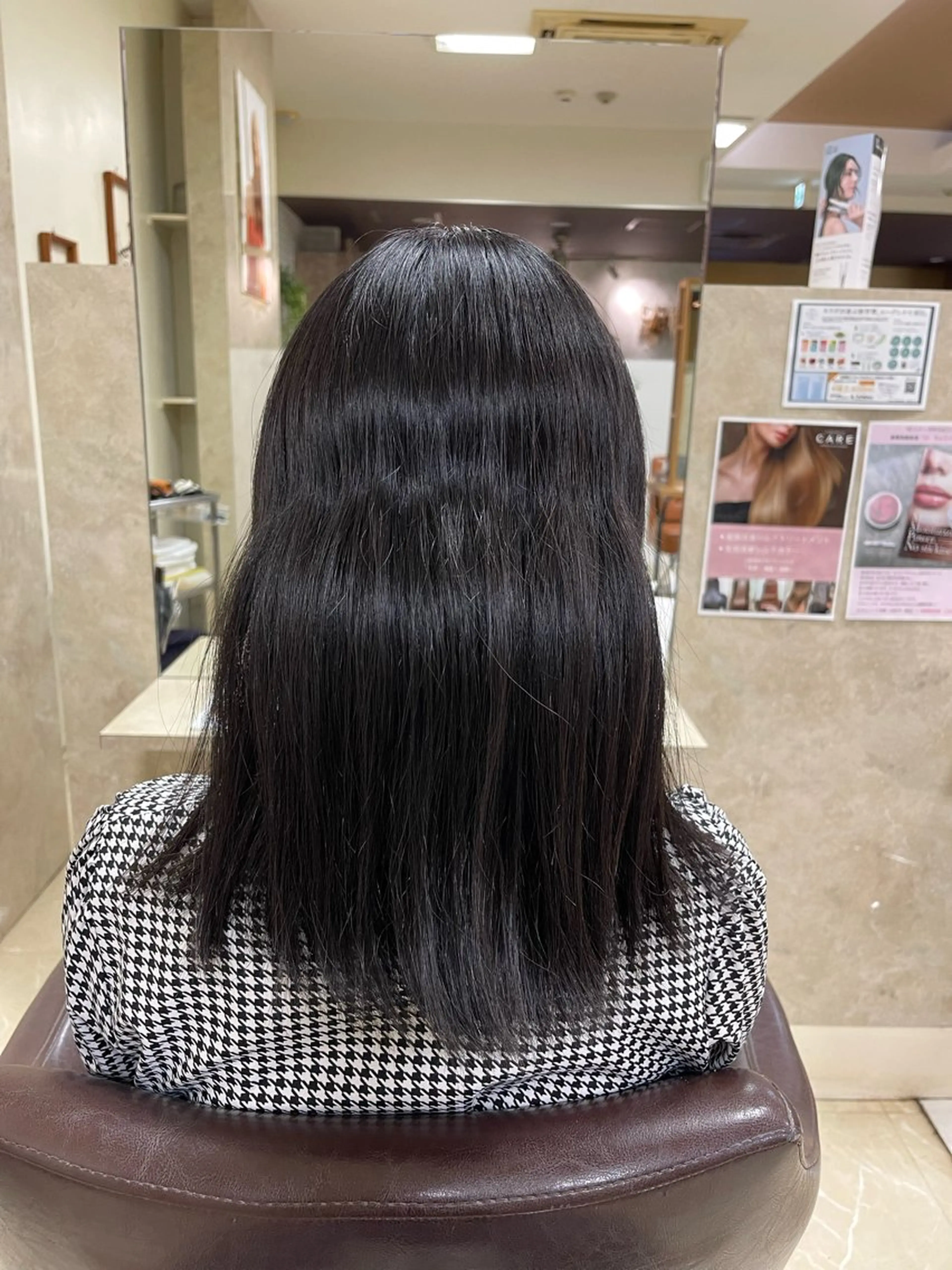 セミロング 縮毛矯正 縮毛・酸性ストレート 特化のヘアスタイル