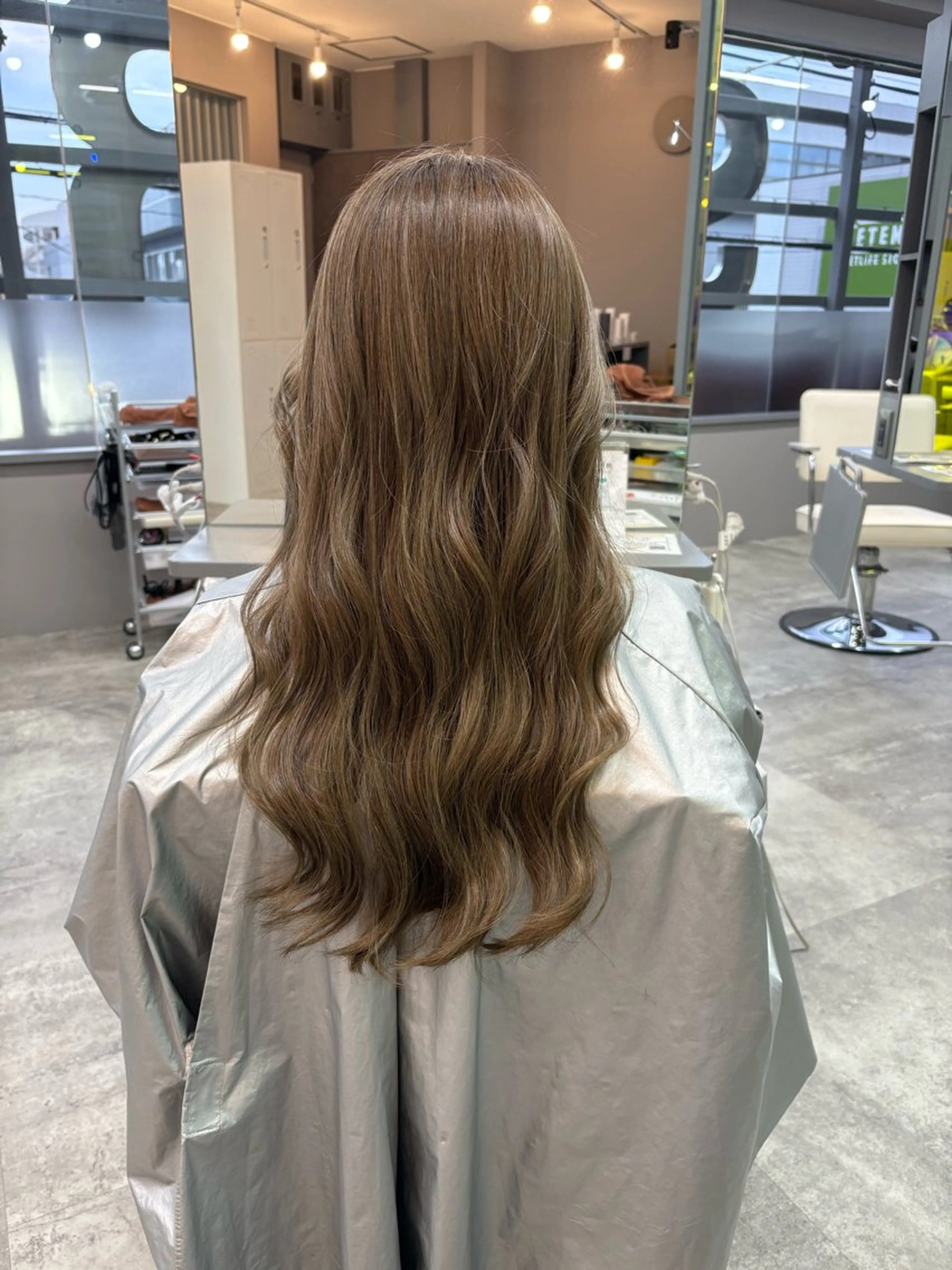 ロング カラー ハイライトカラー ハイライト 比嘉 翔太のヘアスタイル