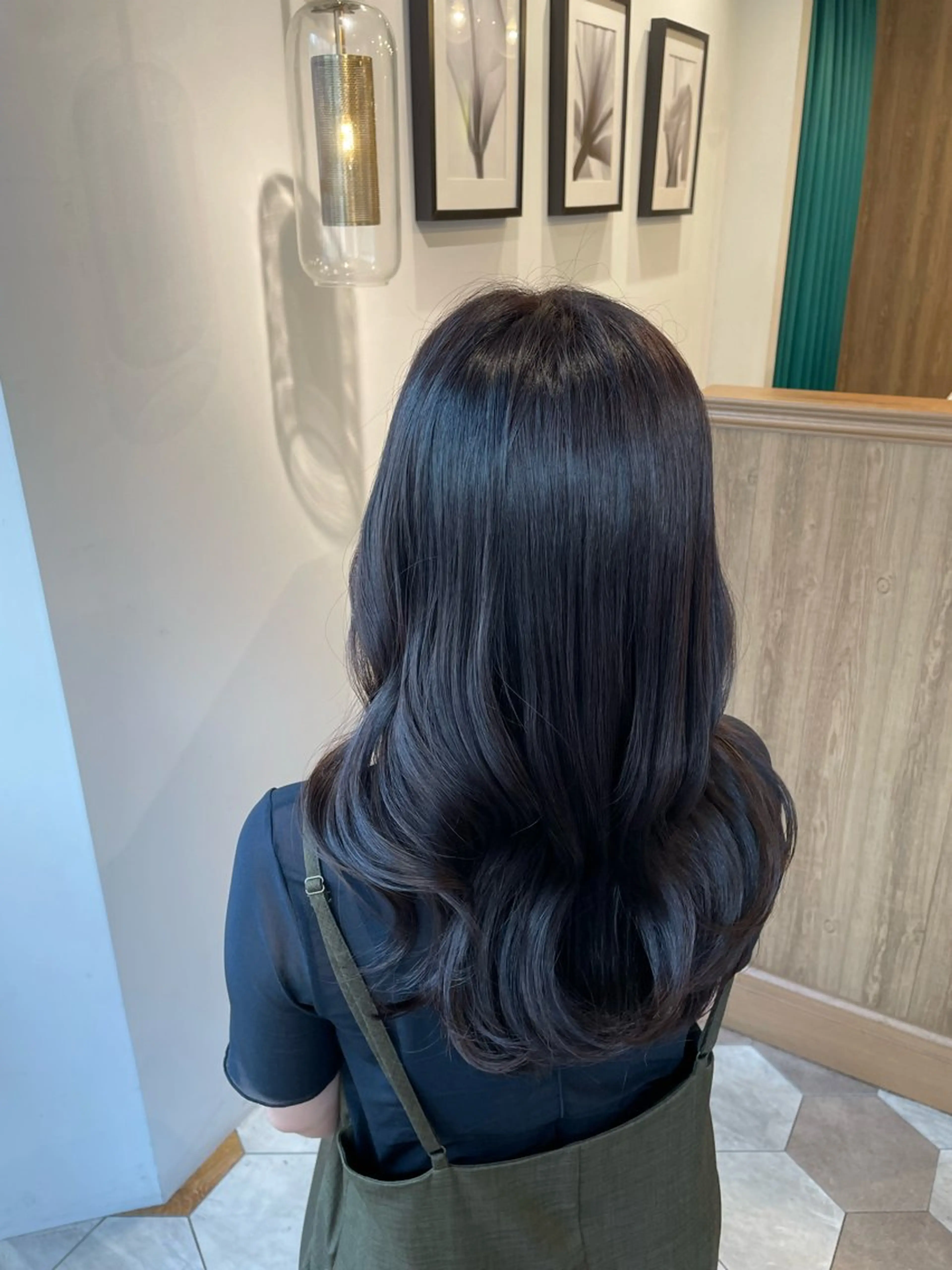 ロング カラー アディクシーカラー ブラウンカラー 透明感カラー イルミナカラー オリーブブラウン カット ヘアカラー トリートメント 顔まわりcut🌿 Hinakoのヘアスタイル