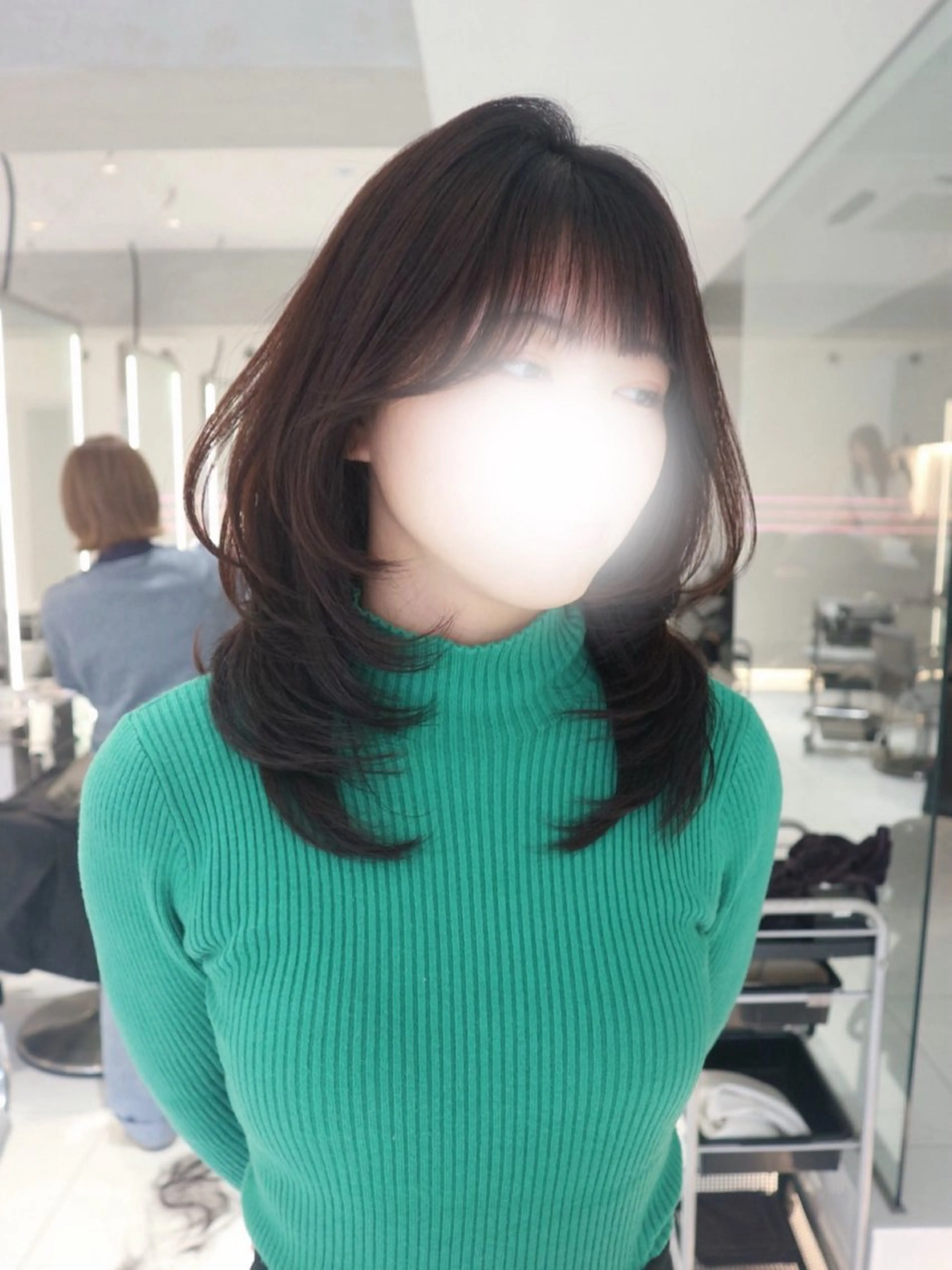 セミロング カット 𝒚𝒖-𝒓𝒊 ⸝⋆艶color🌙のヘアスタイル