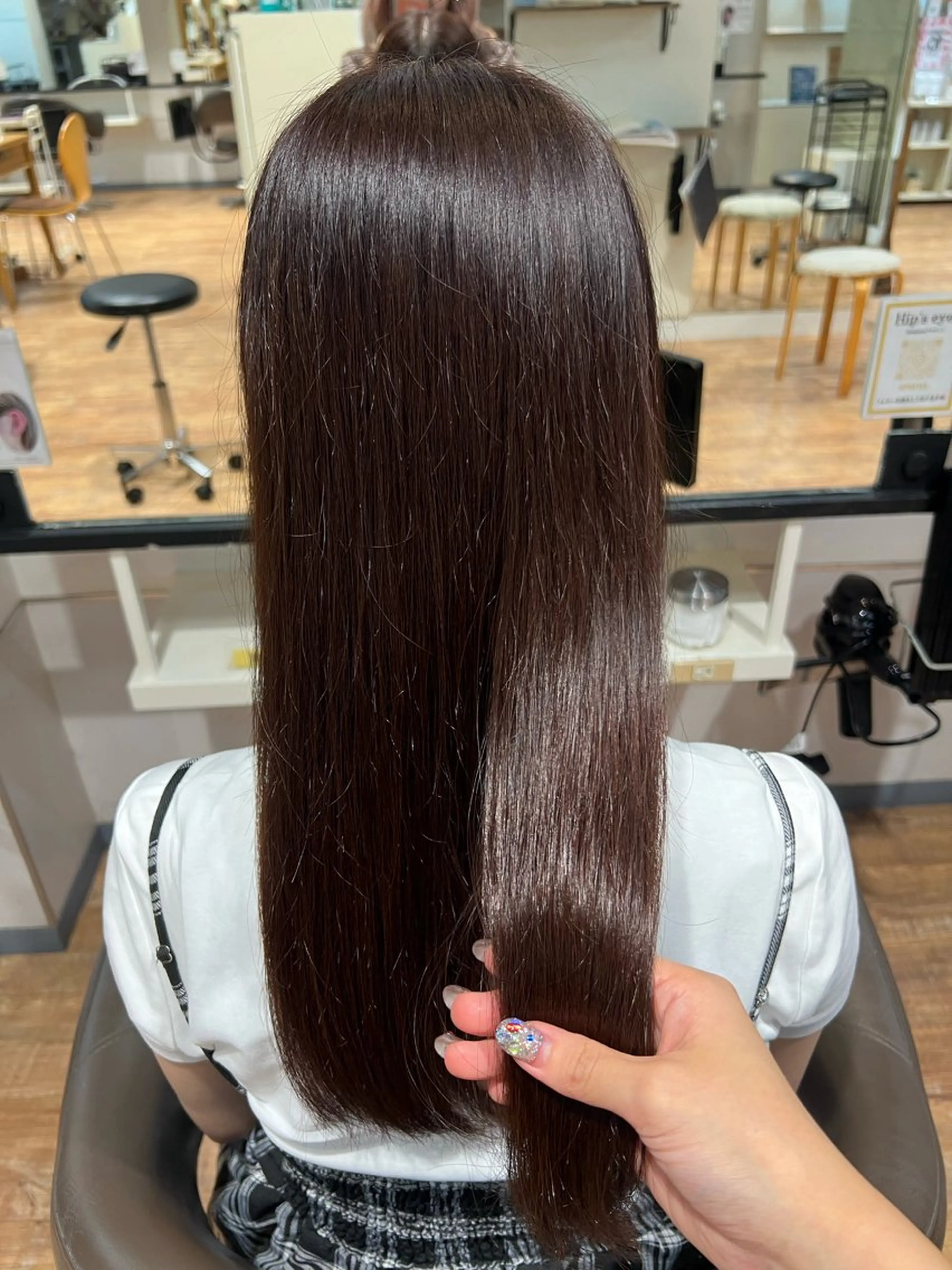 カラー ブラウンカラー ショコラブラウン カット ヘアカラー トリートメント インナーカラー♡ Nanakoのヘアスタイル