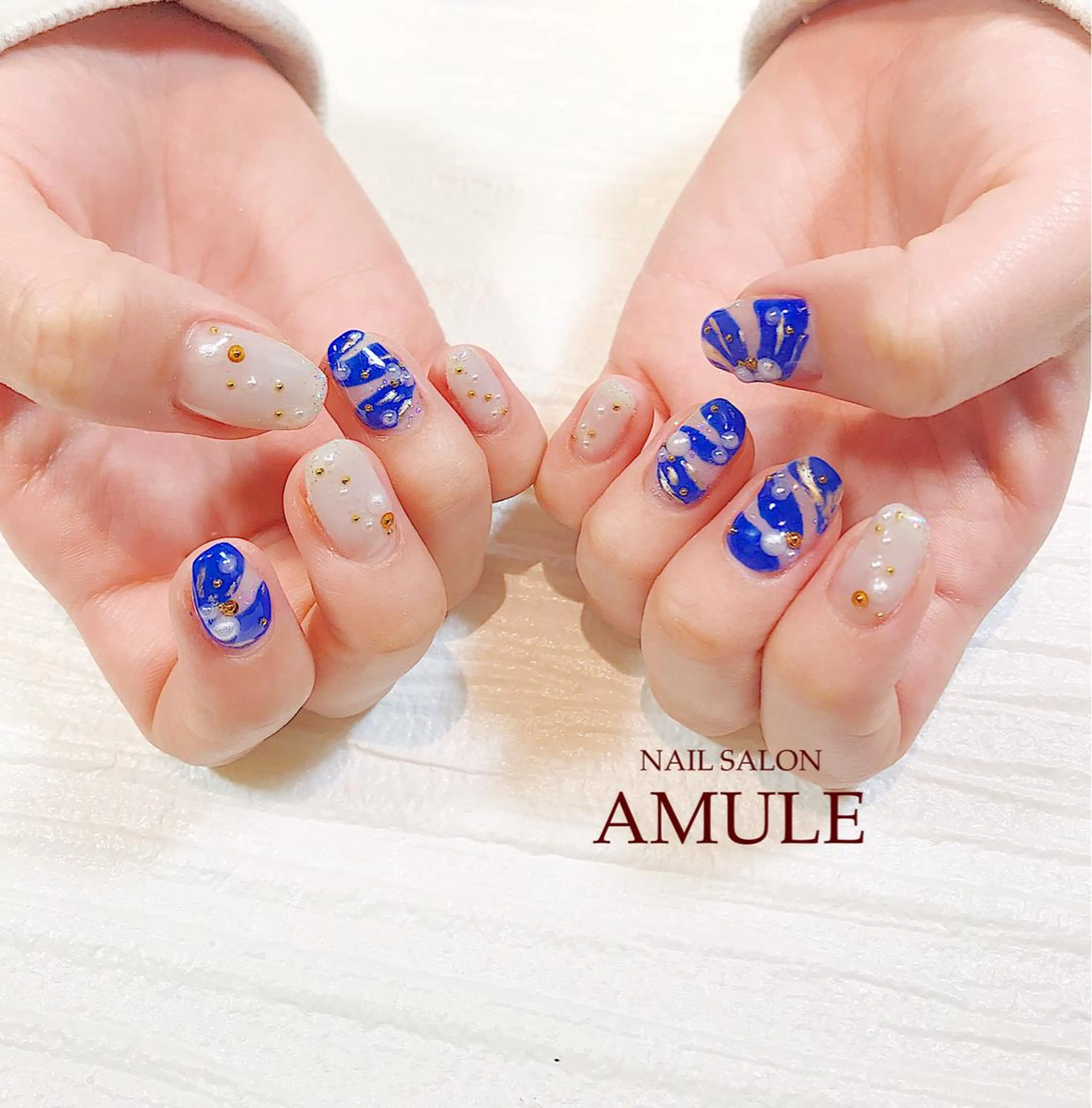 ネイル 成人式 ジェルネイル ワンカラーネイル リボン ストーンネイル ハンドネイル NAILSALON AMULEのネイルデザイン