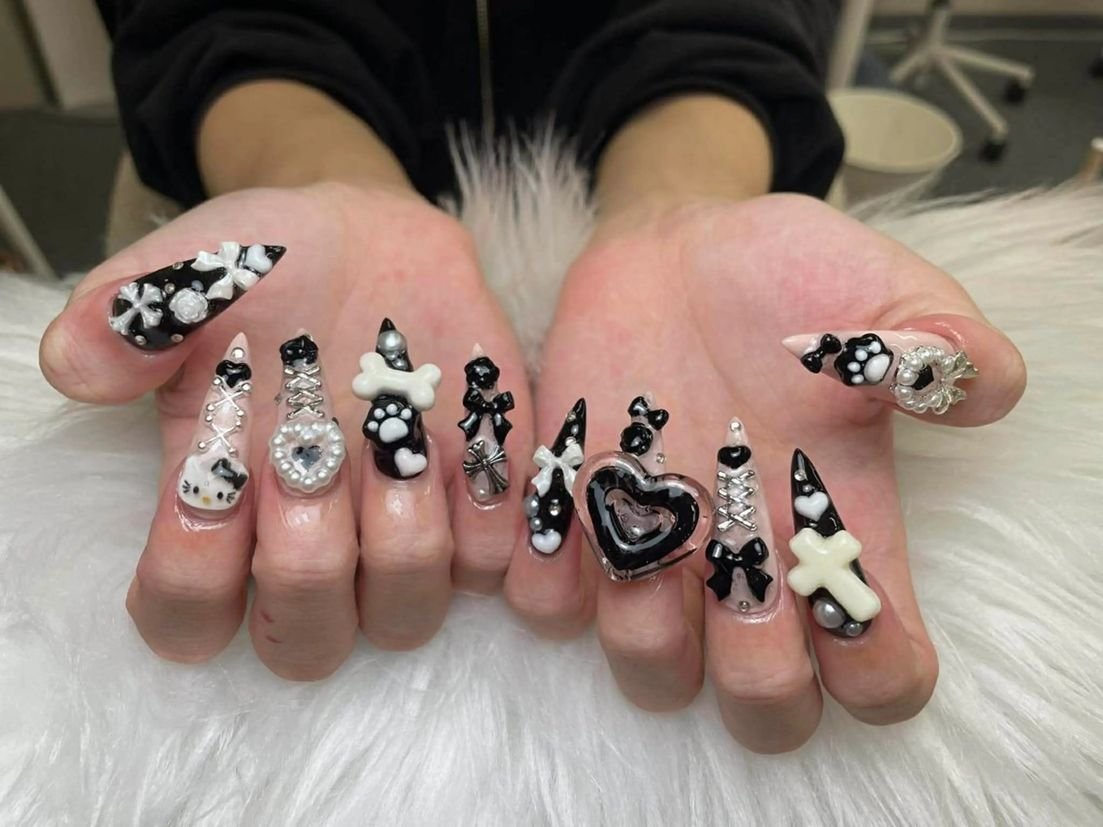 ネイル アートネイル 成人式 ジェルネイル ニュアンスネイル 夏ネイル ハンドネイル NIE MoMoのネイルデザイン