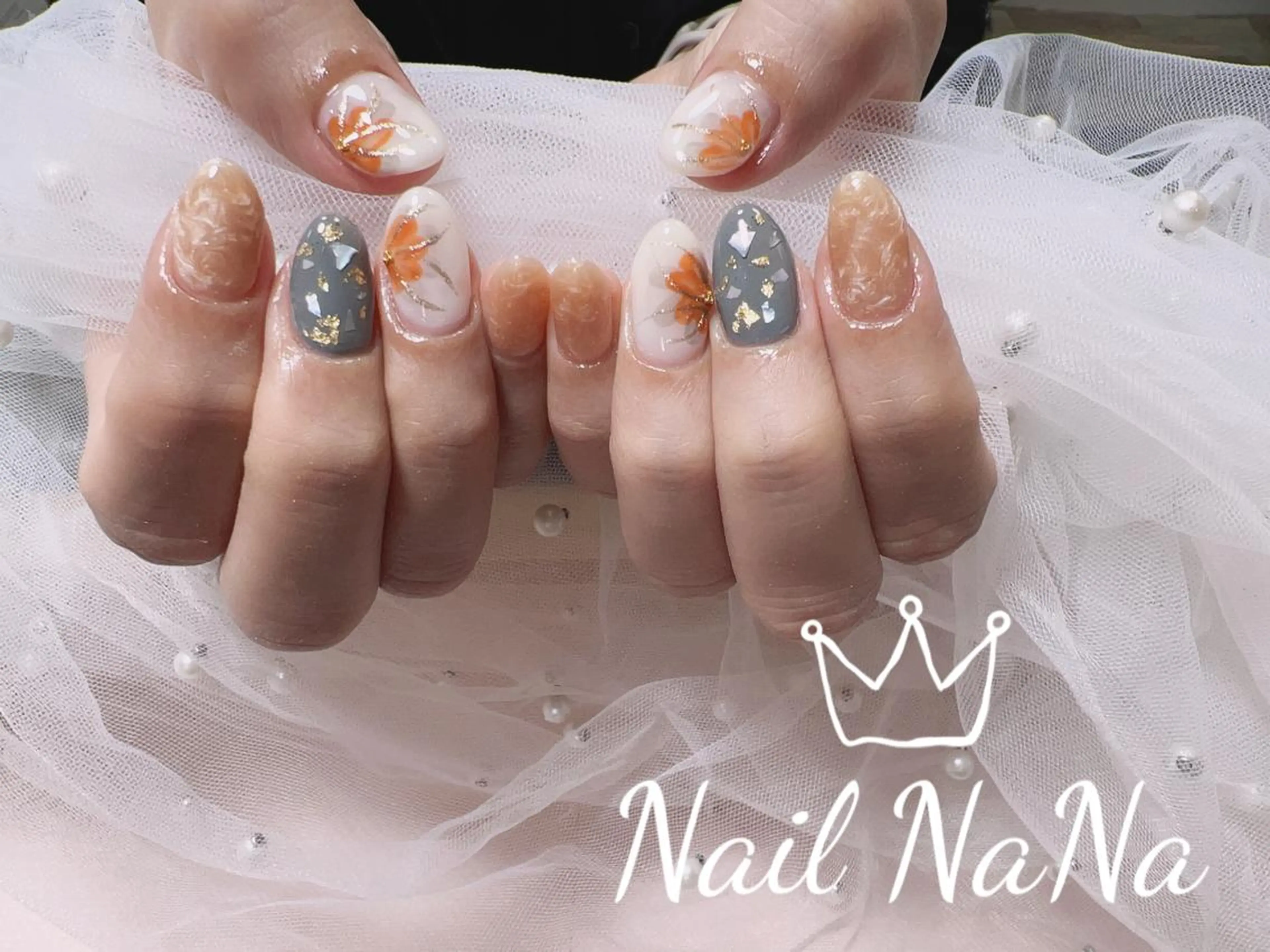 ミディアム カラー ネイル ハンドネイル Nail NaNaのネイルデザイン
