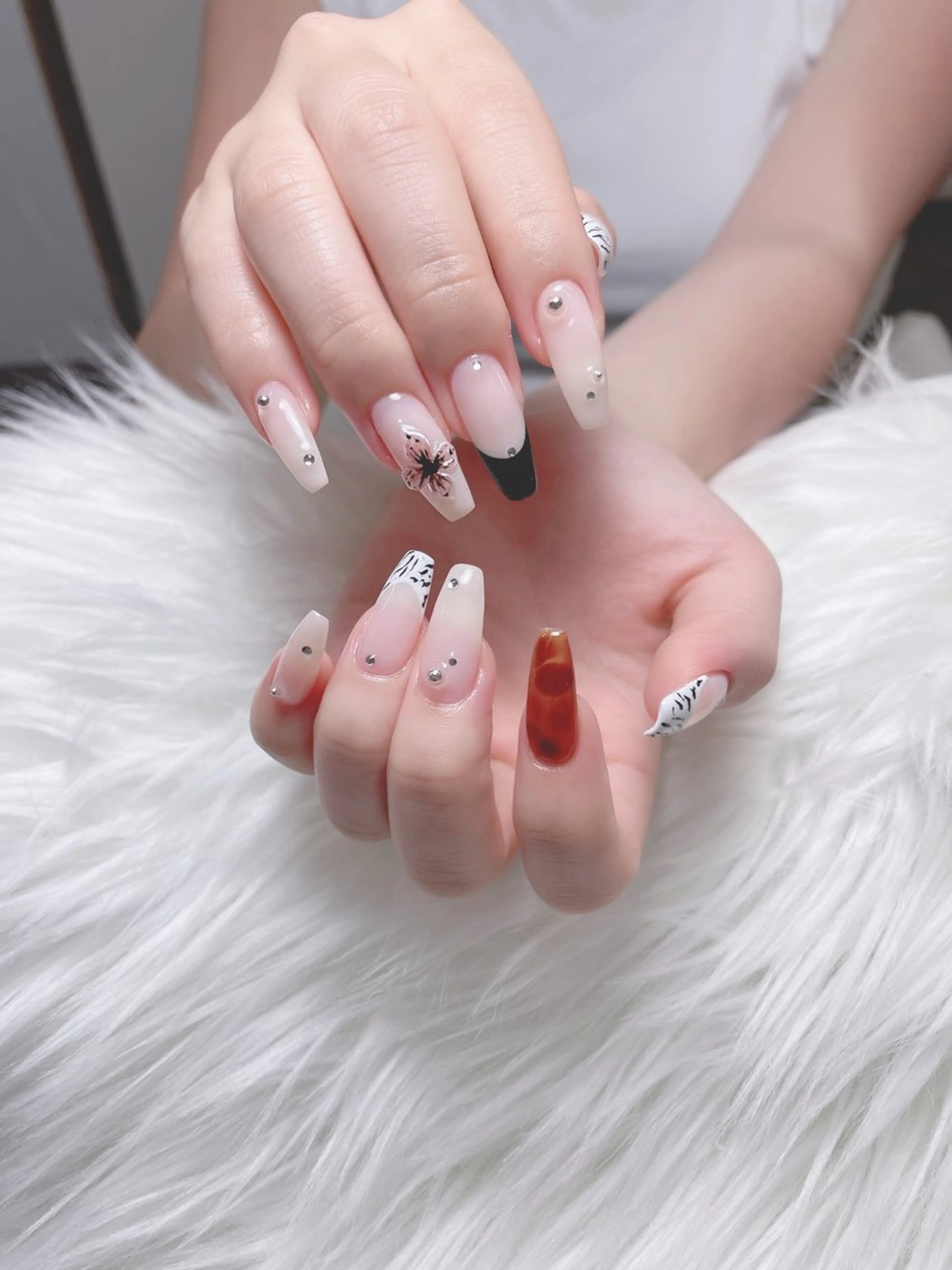 ネイル ENsalon Takareiのネイルデザイン