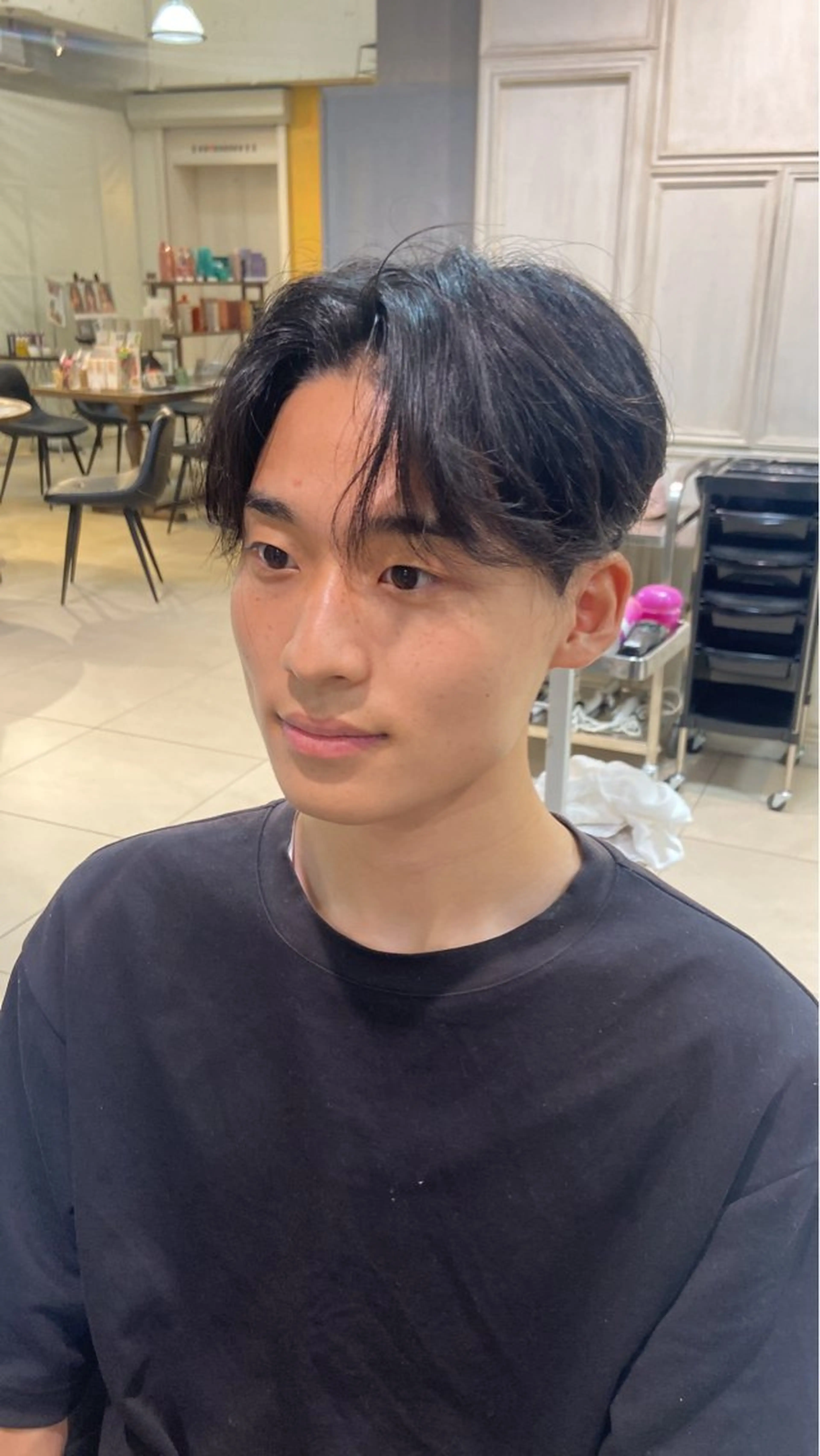 メンズ センターパート メンズ韓国風 NEXTzer0 メンズカット/パーマのヘアスタイル