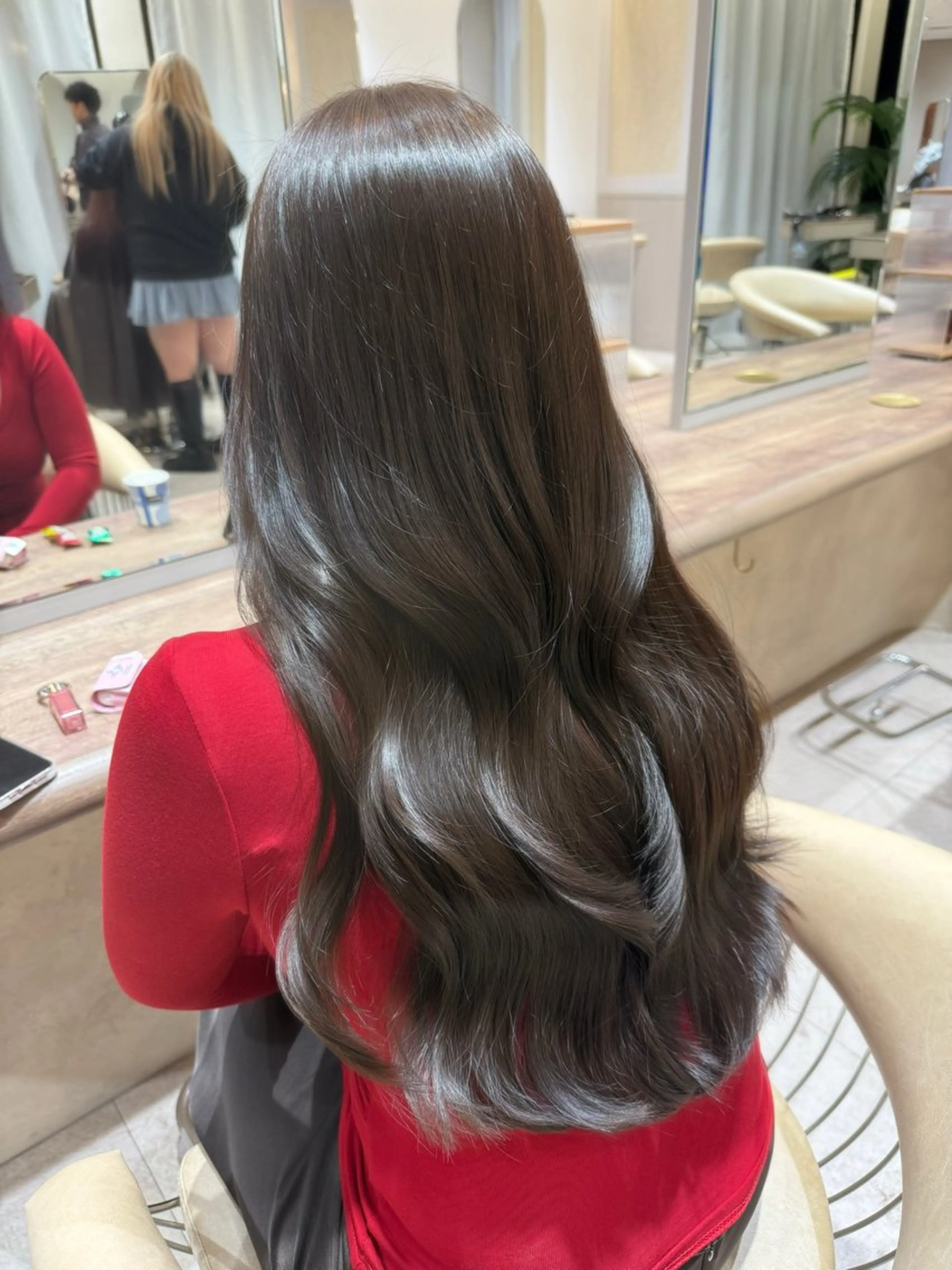 ロング カラー カット ヘアカラー トリートメント 🦄ハイトーンカラー 🦄まるおしょうのヘアスタイル