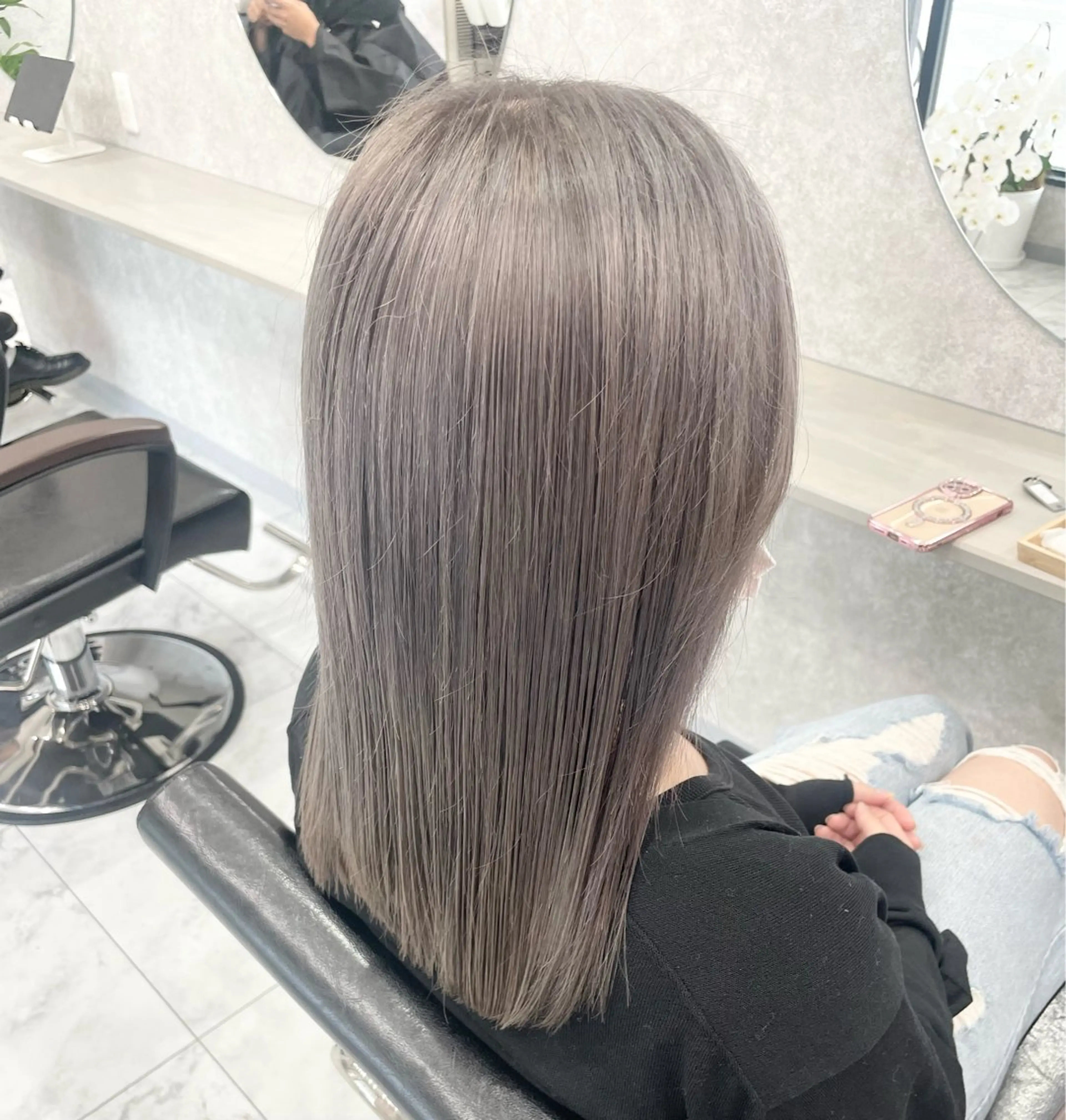 ミディアム 🦋ハイトーン🦋 石山 希理🦋のヘアスタイル