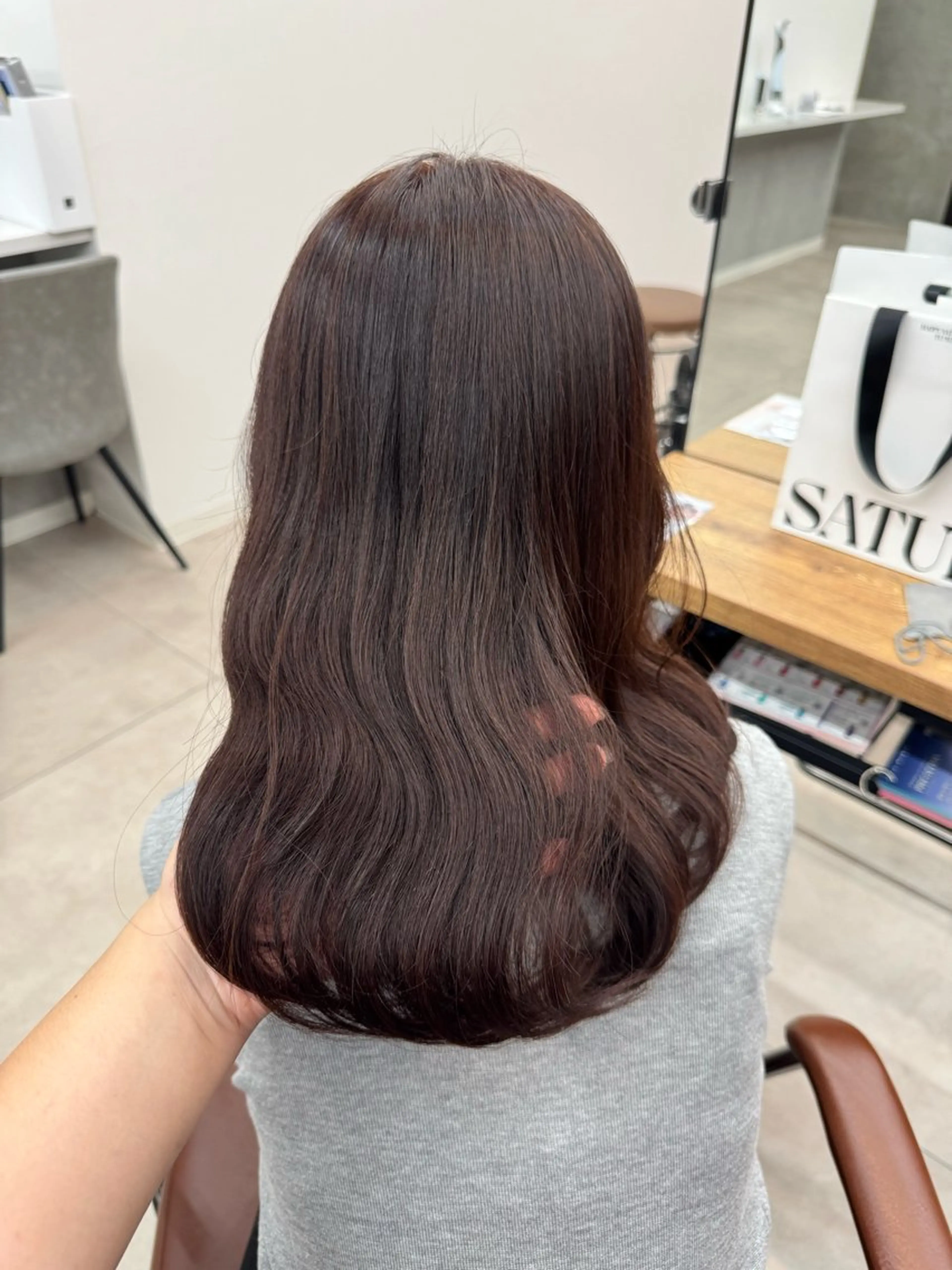 ミディアム ヘアカラー ヘアアレンジ/ 透明感カラー/まひろのヘアスタイル