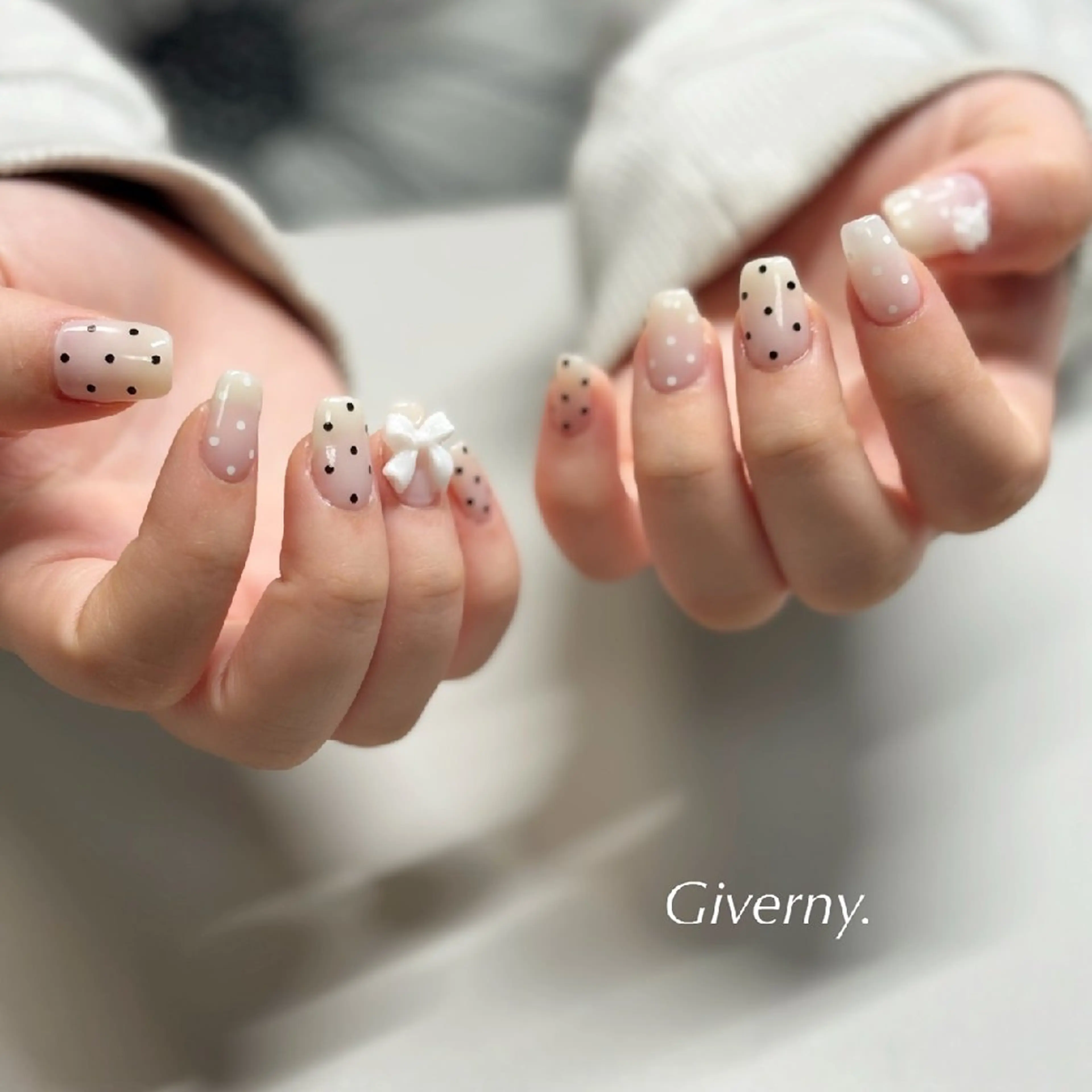 ネイル ドット 春ネイル ハンドネイル Giverny .のネイルデザイン