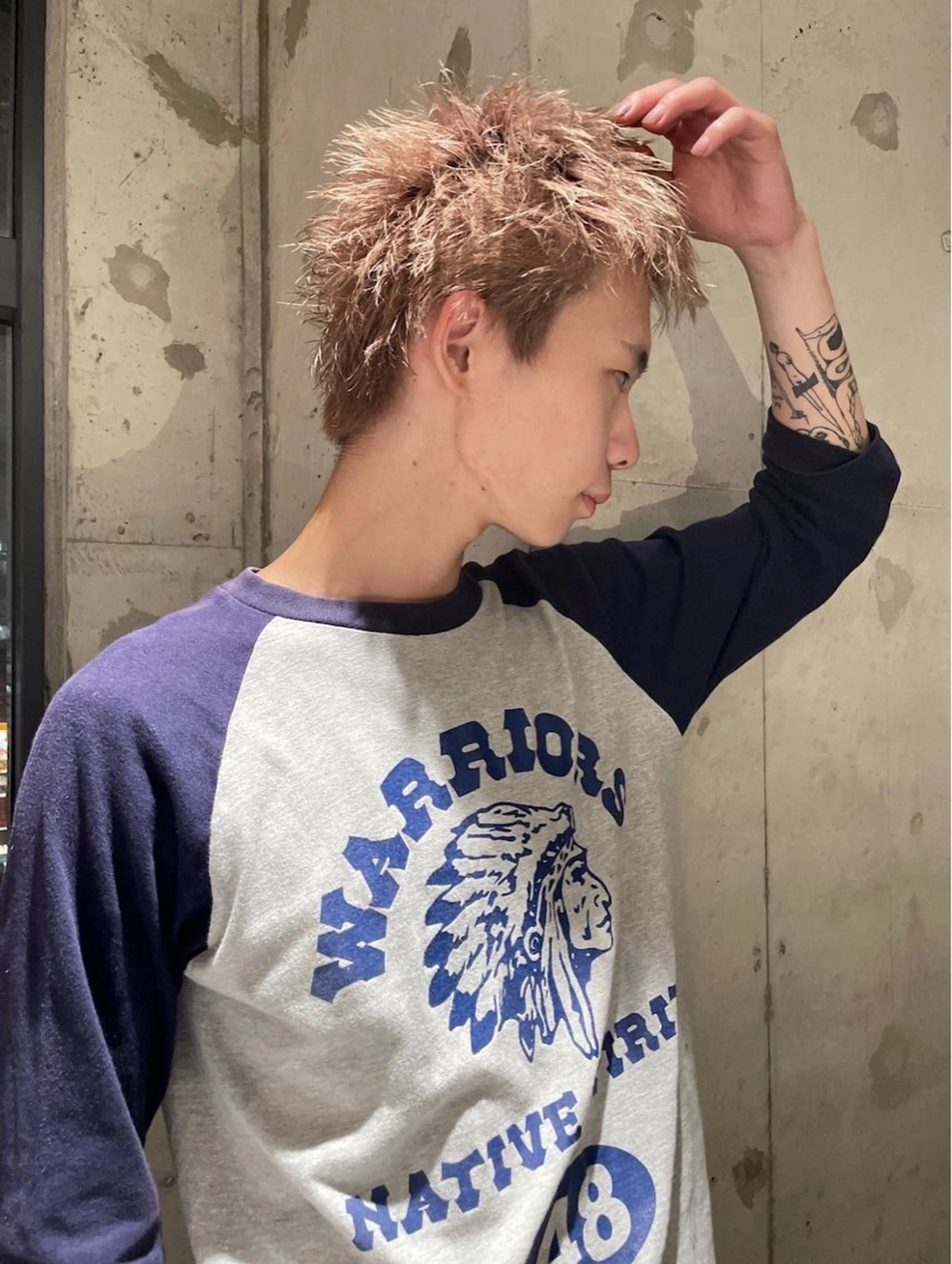 ショート ヘアカラー 片山 椋馬のヘアスタイル