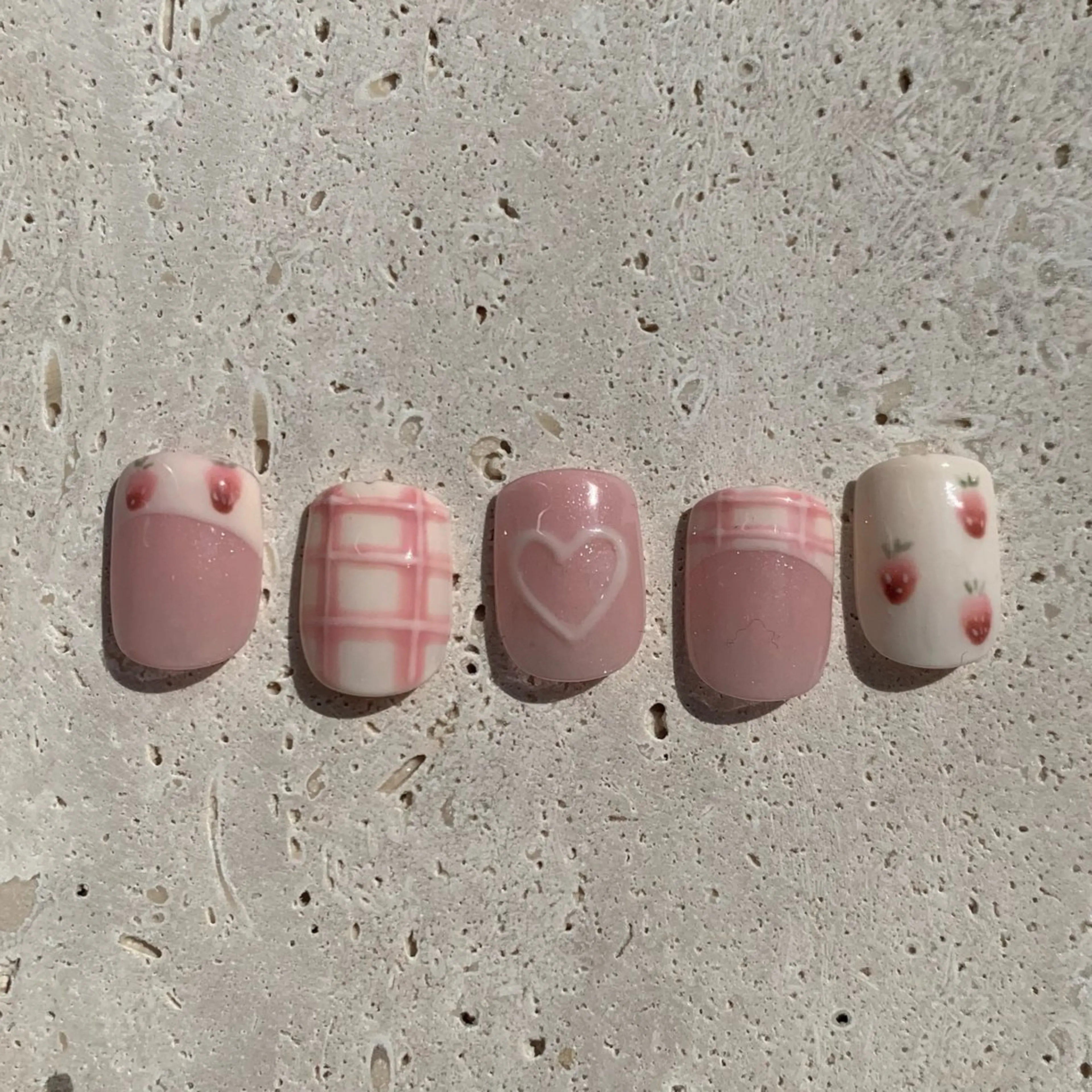 ネイル ハンドネイル 【ANEMONA】 NIHOの眉毛・アイブロウイメージ