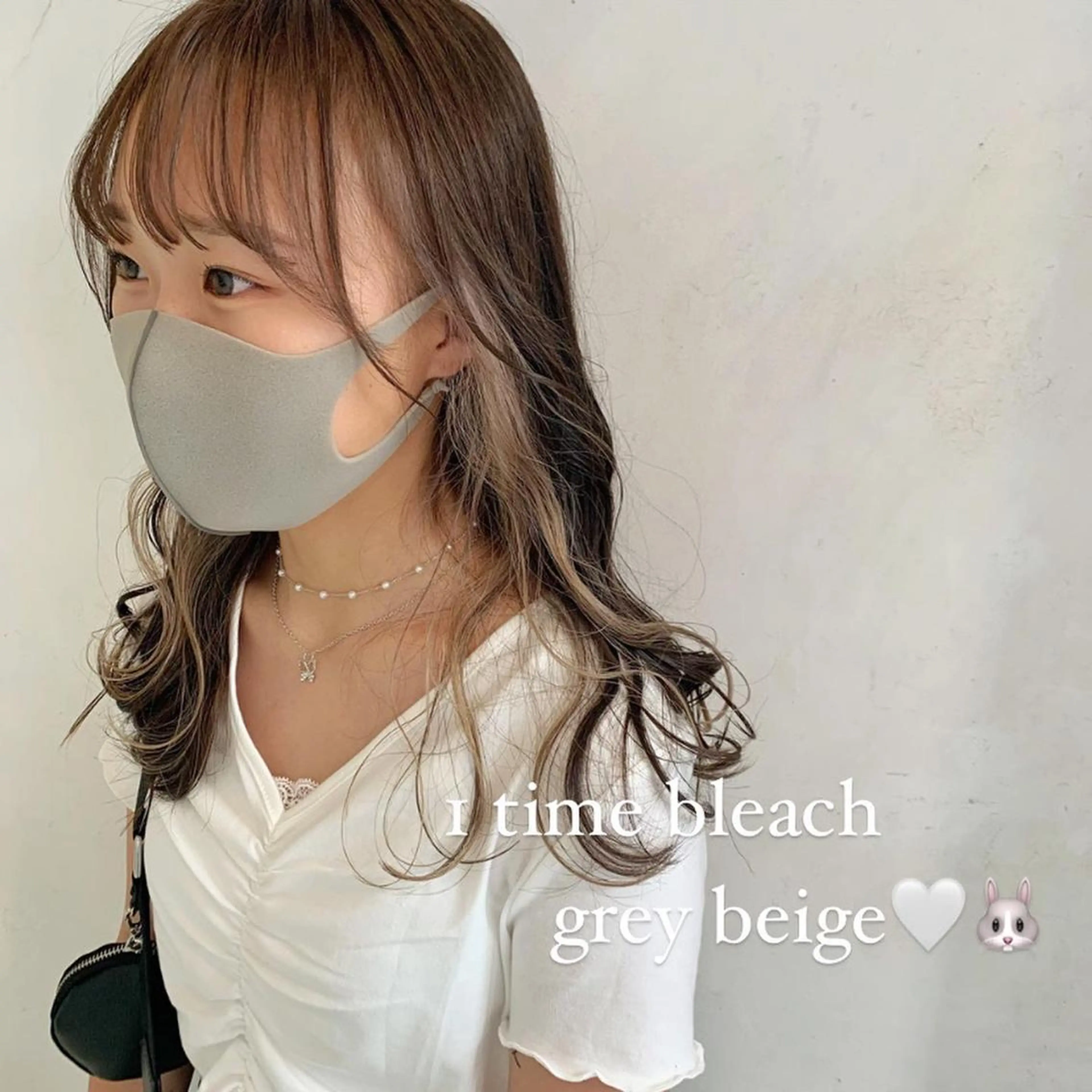 ＜ダントツ人気クーポン🤍＞耳かけでチラッとお洒落❤︎全体カラー＋イヤリングカラー(イヤリング部分のブリーチ代込)の写真