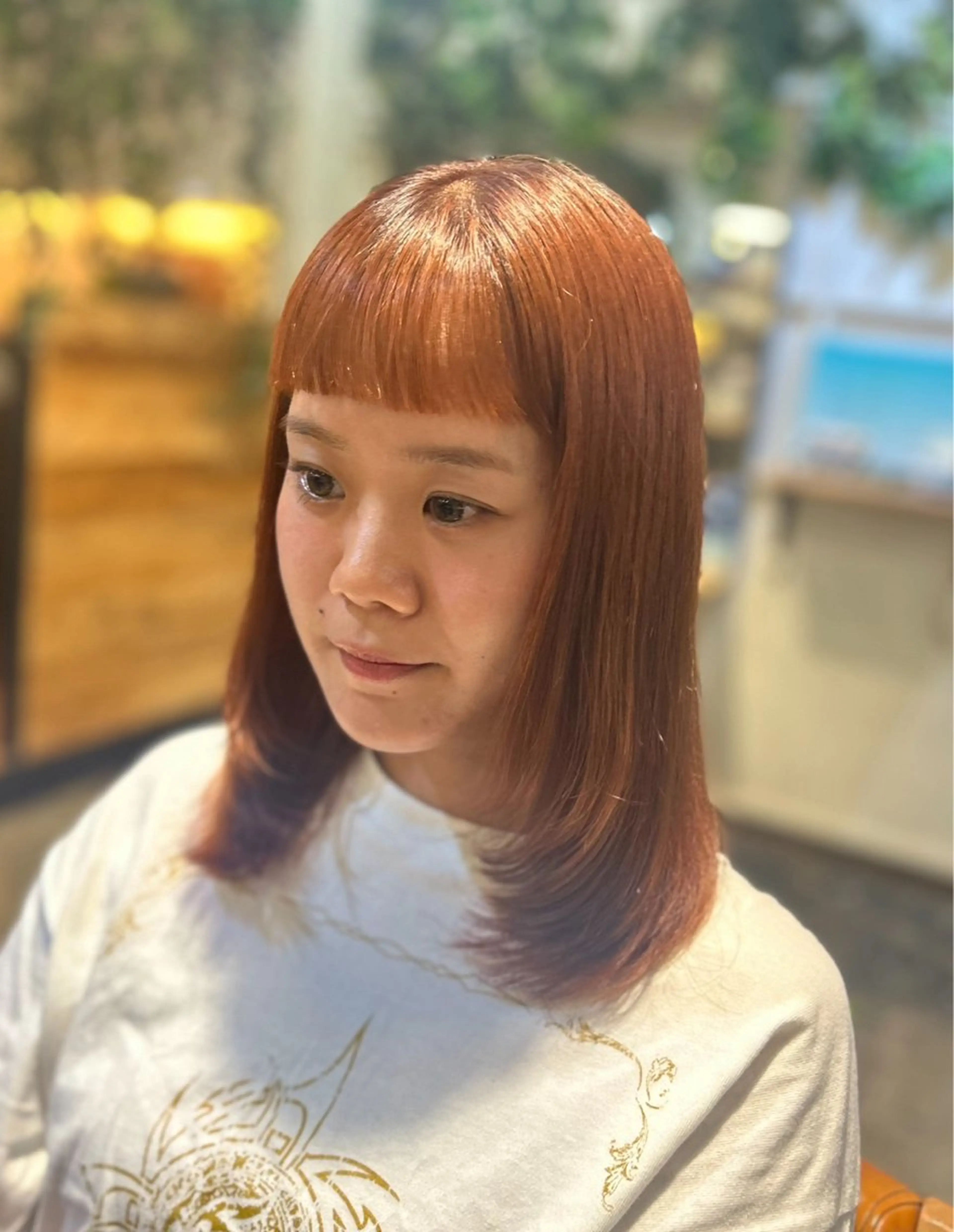 セミロング カラー レイヤーカット オン眉 カット ヘアカラー 艶髪/レイヤー 🦋MIYUUのヘアスタイル