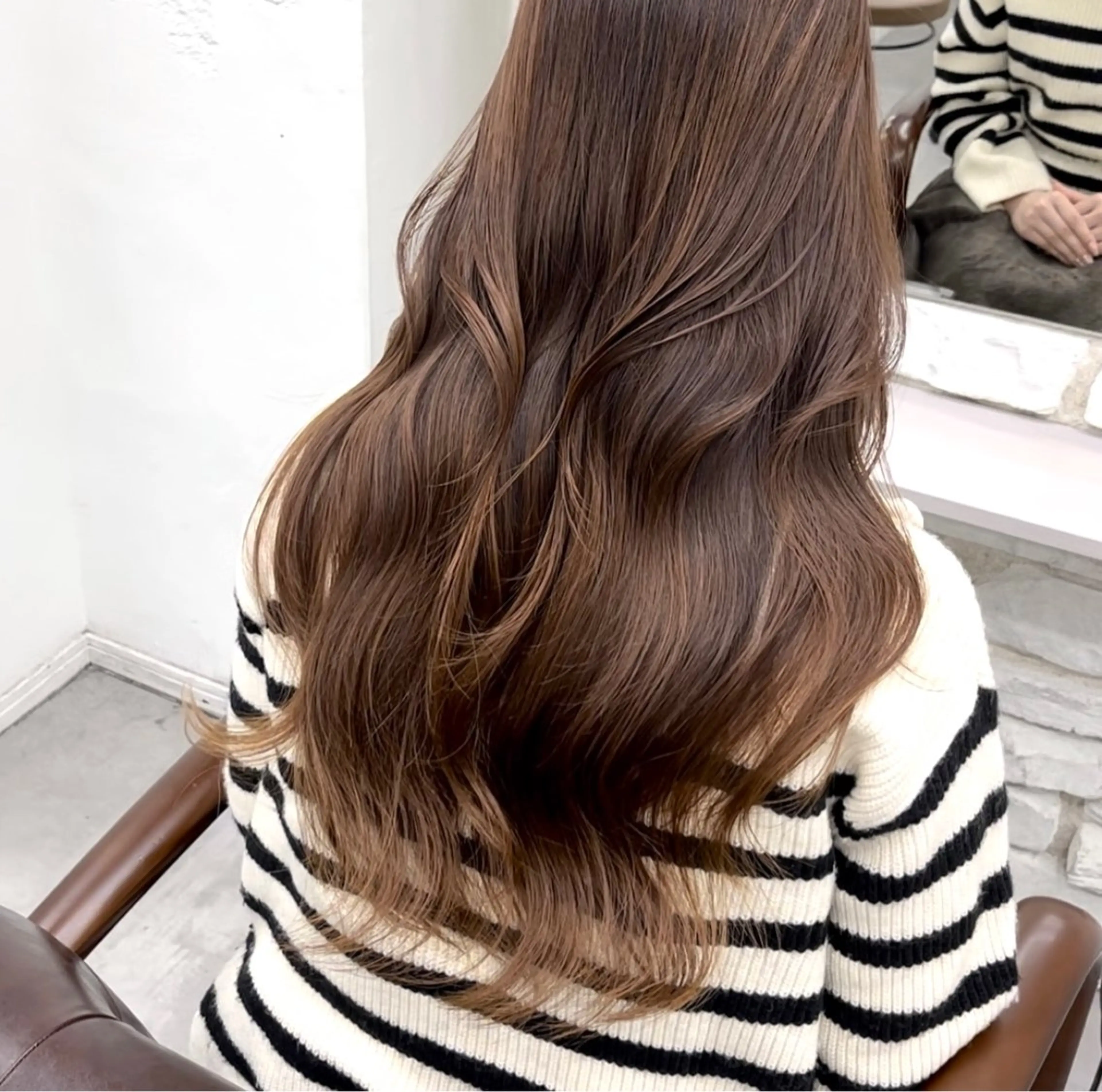 ロング カラー ベージュカラー カット ヘアカラー トリートメント 天王寺韓国ヘア 小山歓実のヘアスタイル