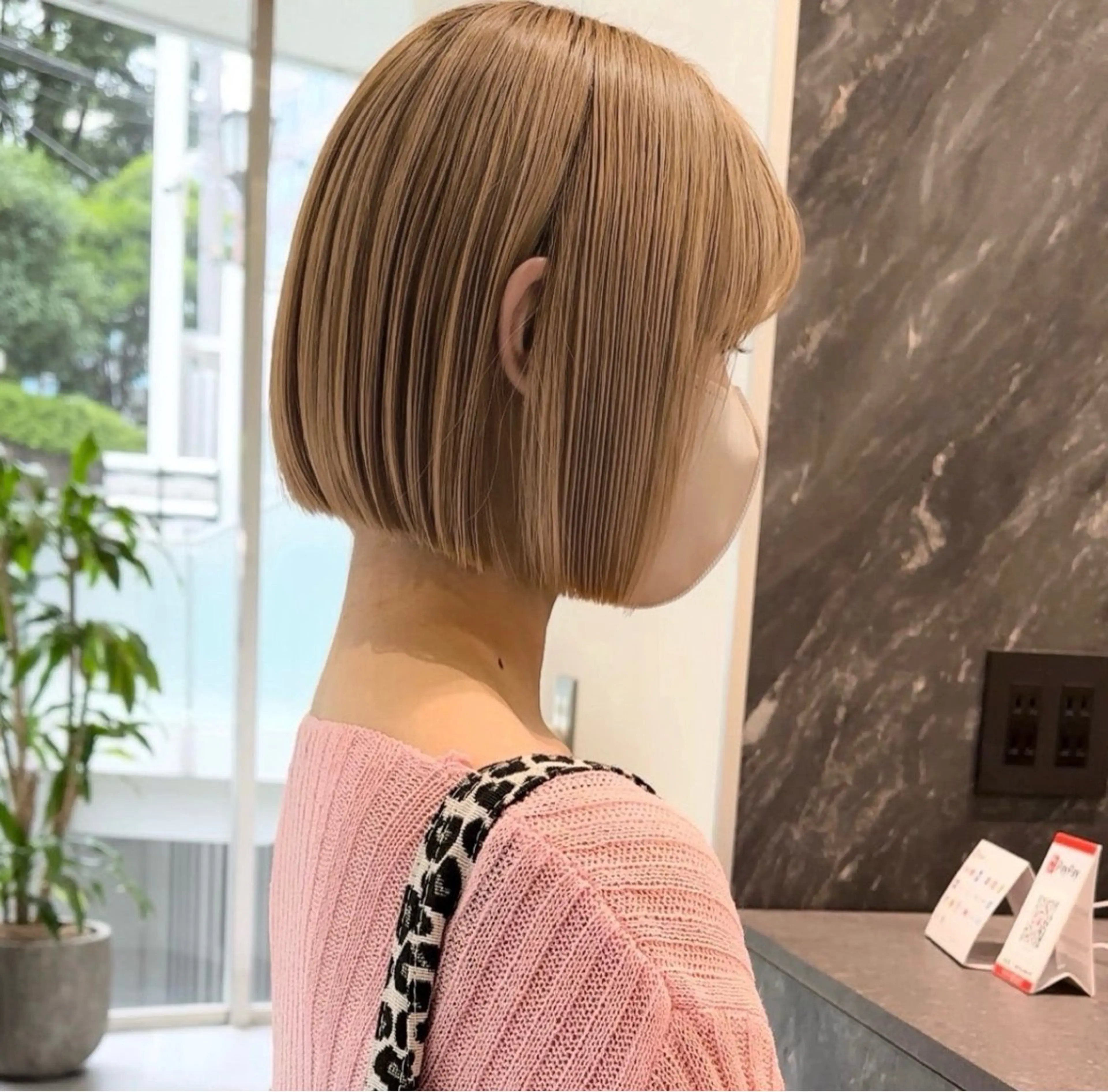 ショート 顔周りカット 小顔カット VIVIE 福岡天神店のヘアスタイル