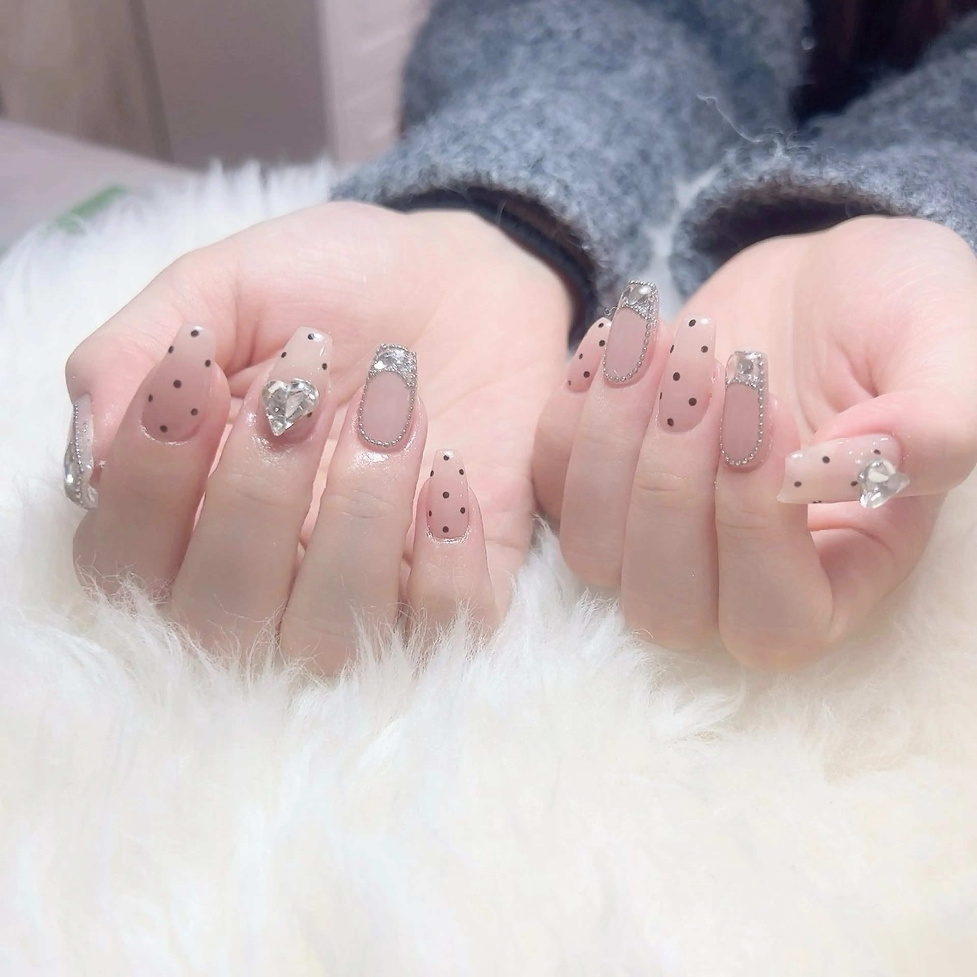 ネイル アートネイル フラッシュネイル フットネイル フレンチネイル ジェルネイル ハンドネイル You&Me Reonaのネイルデザイン