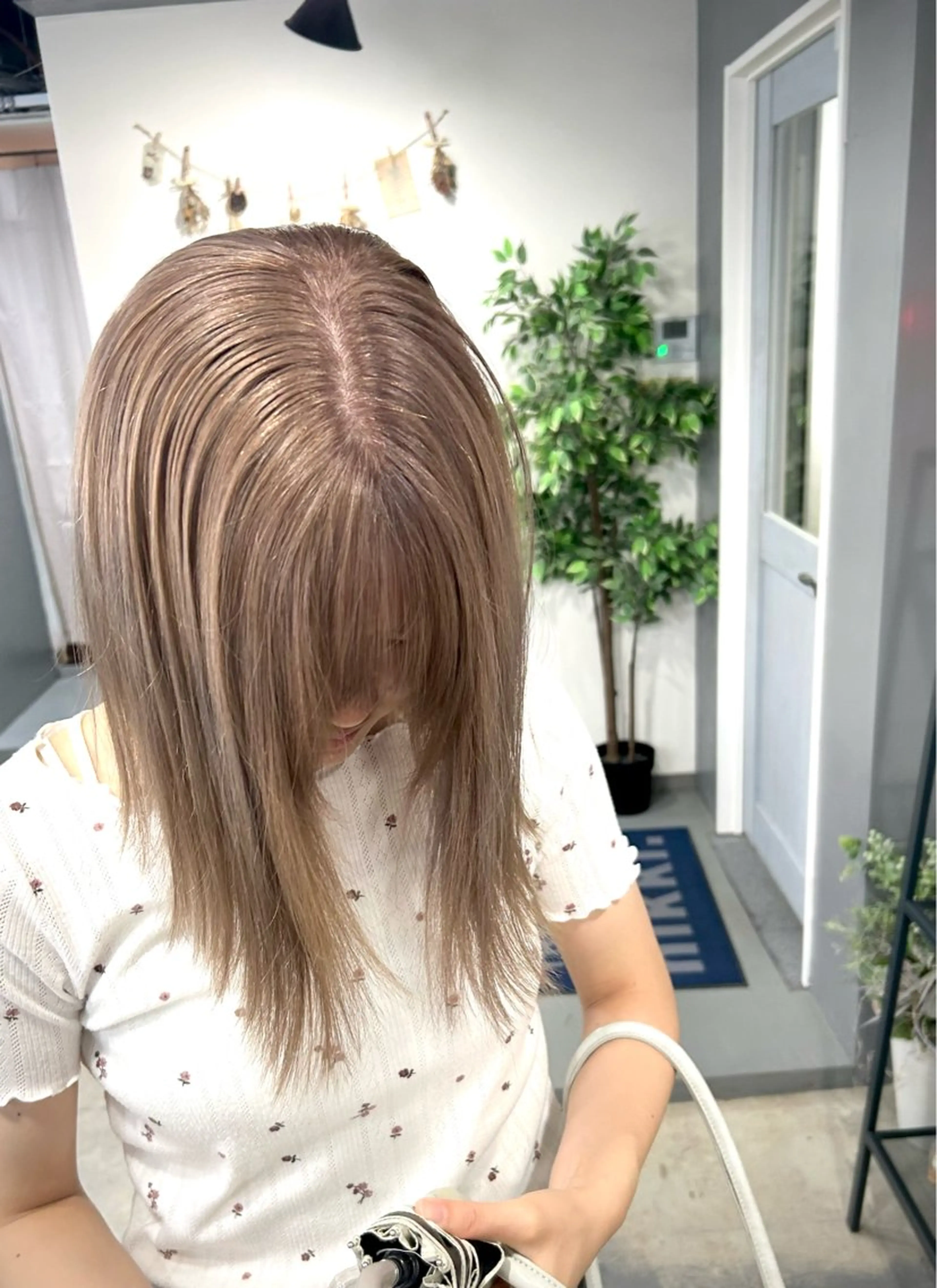 ミディアム カット ヘアカラー トリートメント わかばやし ゆうこのヘアスタイル