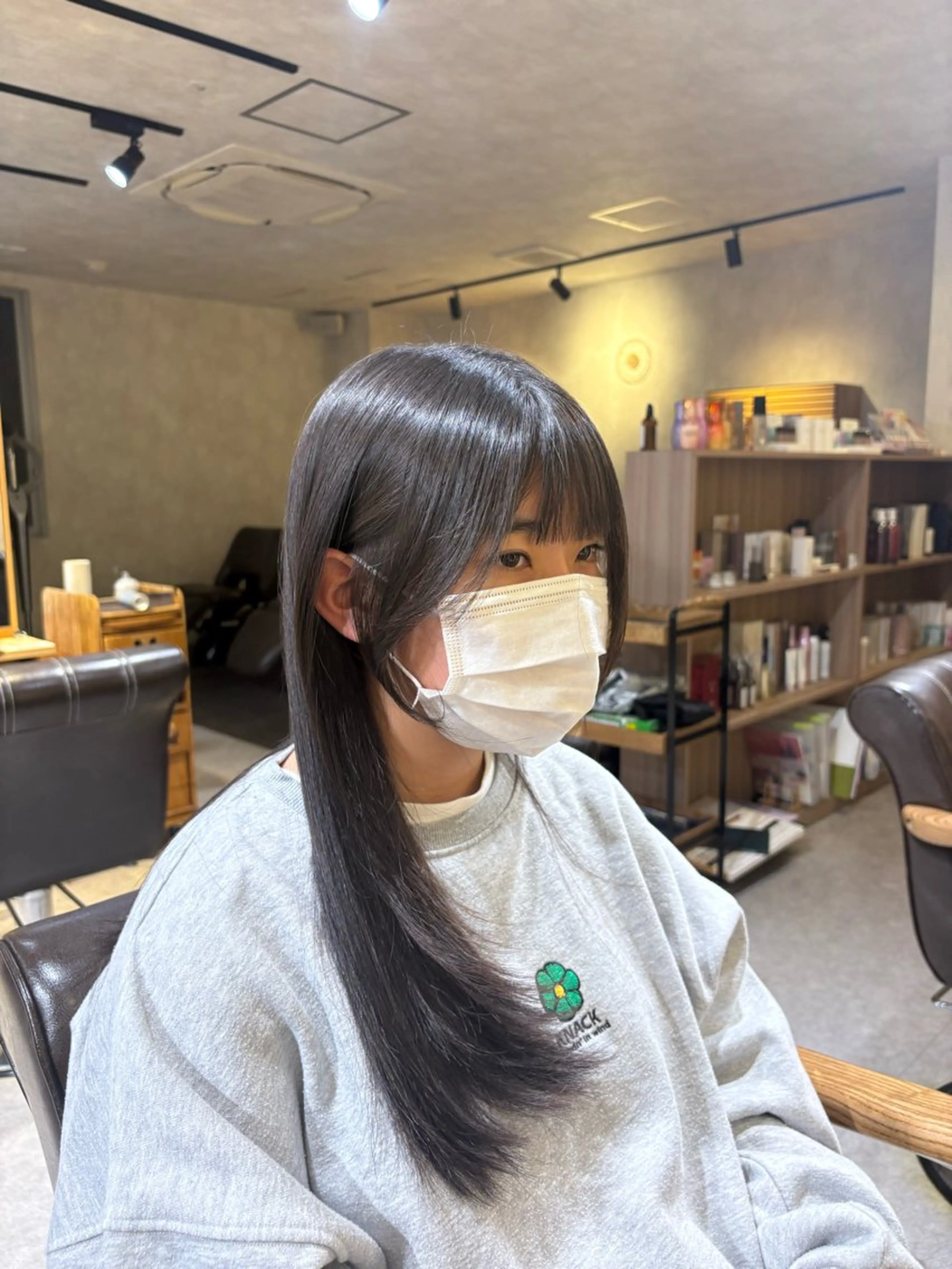 ロング レイヤーカット 上原 佑介のヘアスタイル