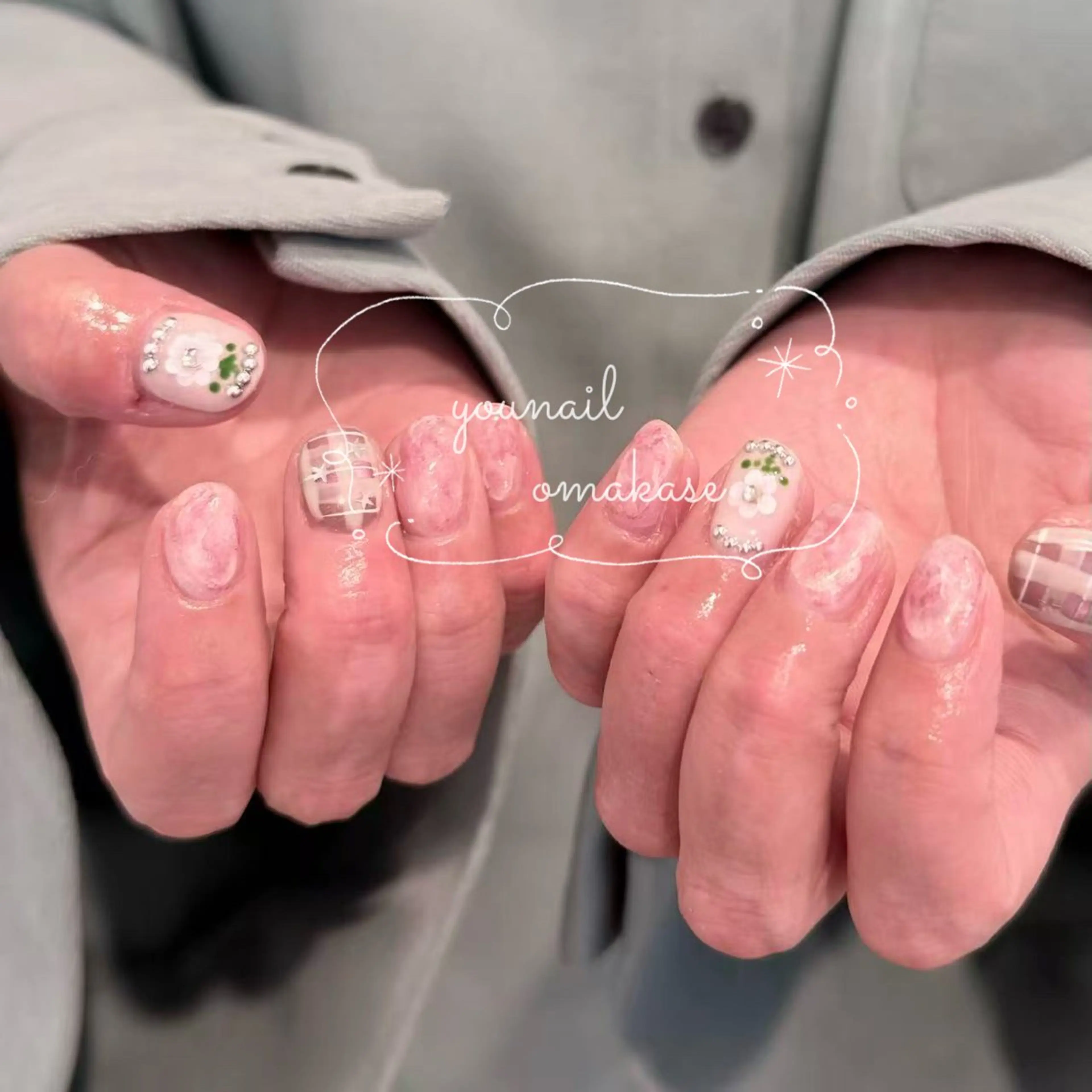 ネイル Younail 🍇のネイルデザイン