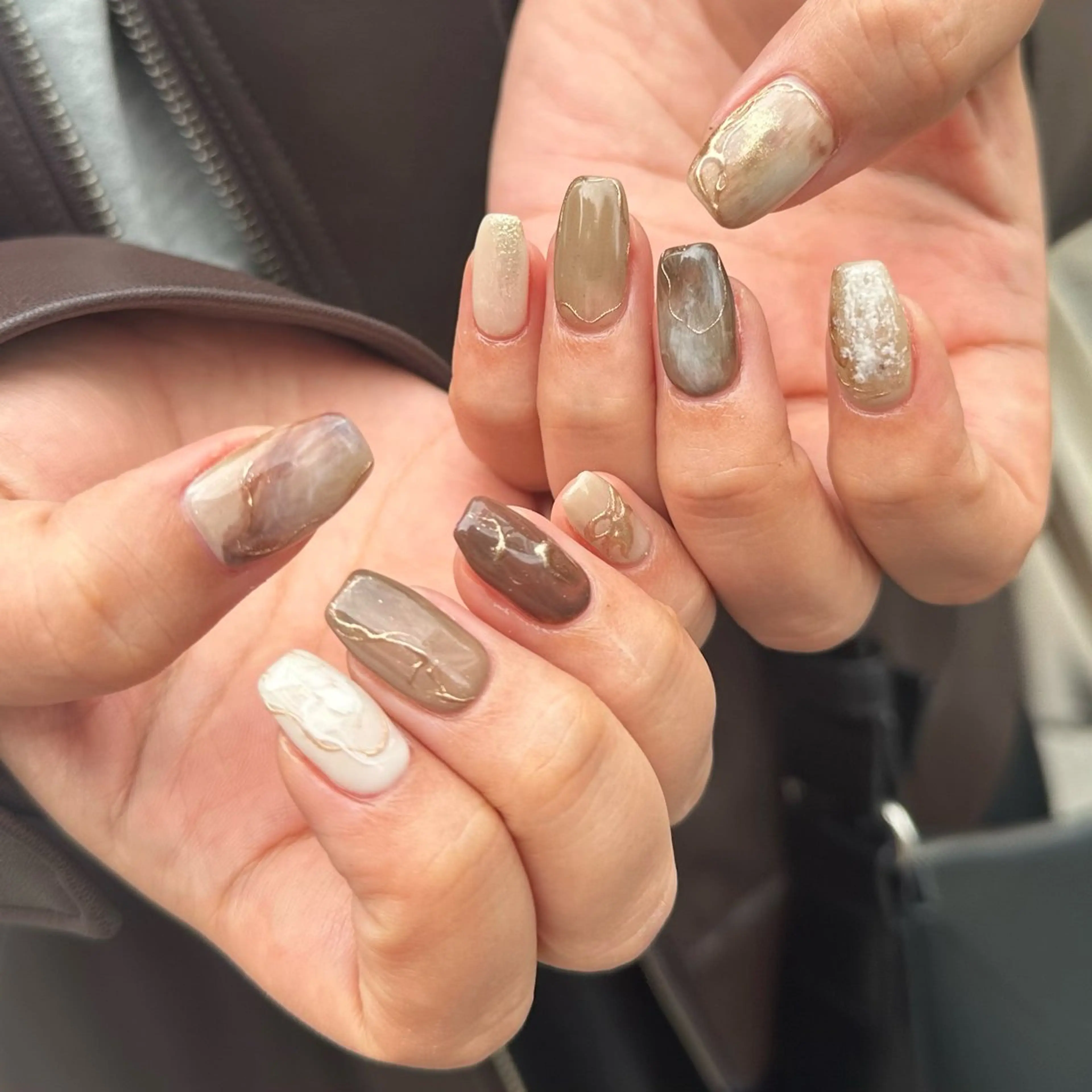 ネイル ジェルネイル 氷ネイル・うるうるネイル 韓国ネイル ラメ(グリッター) ミラーネイル ニュアンスネイル 💅🏻yuuiのネイルデザイン