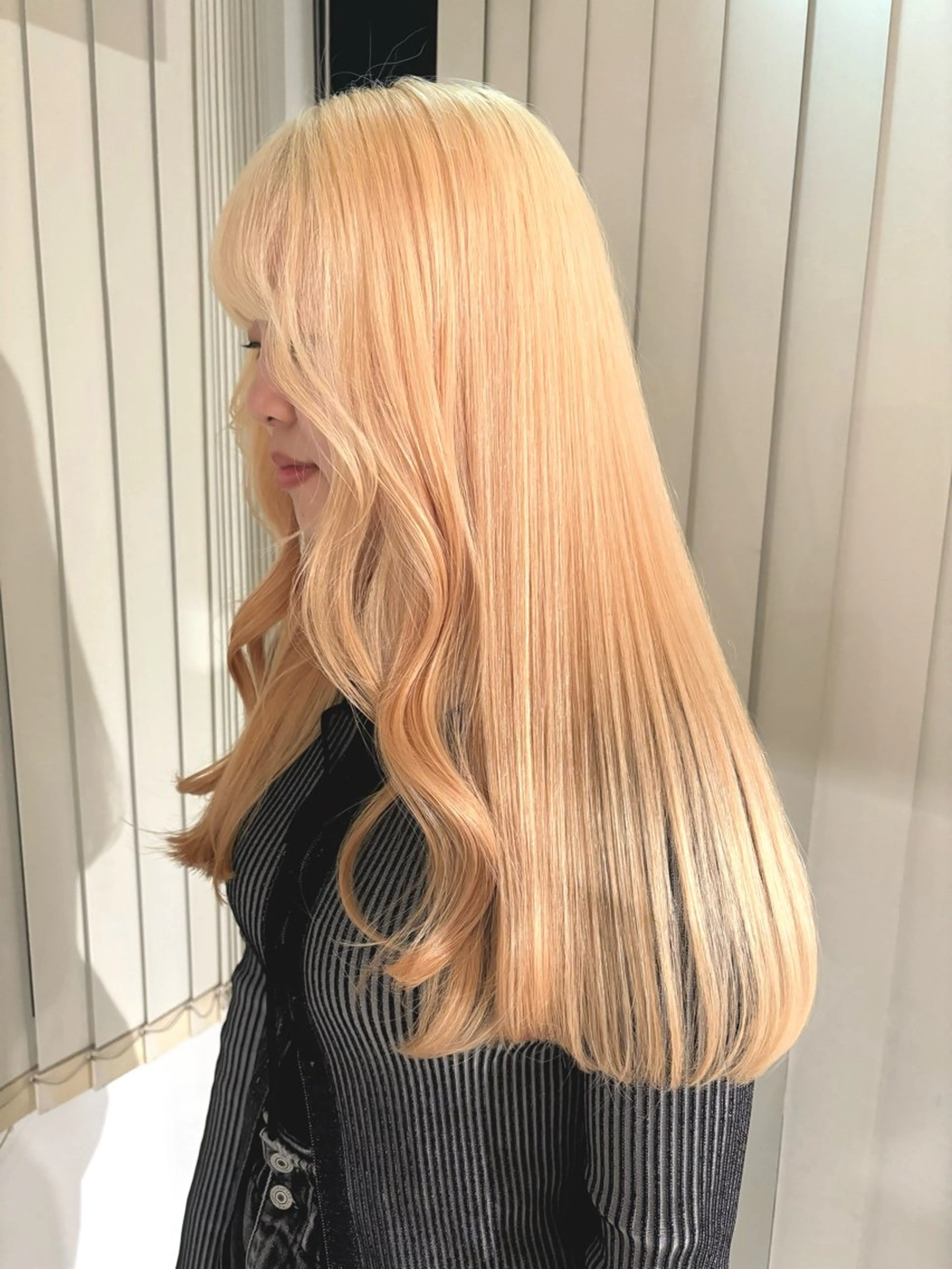 ミニモ直前🈹❣️ケアブリーチ使用|ダブルカラー+無料トリートメント✨(SB込)+簡易ヘッドスパ/韓国ヘア/名古屋/栄の写真