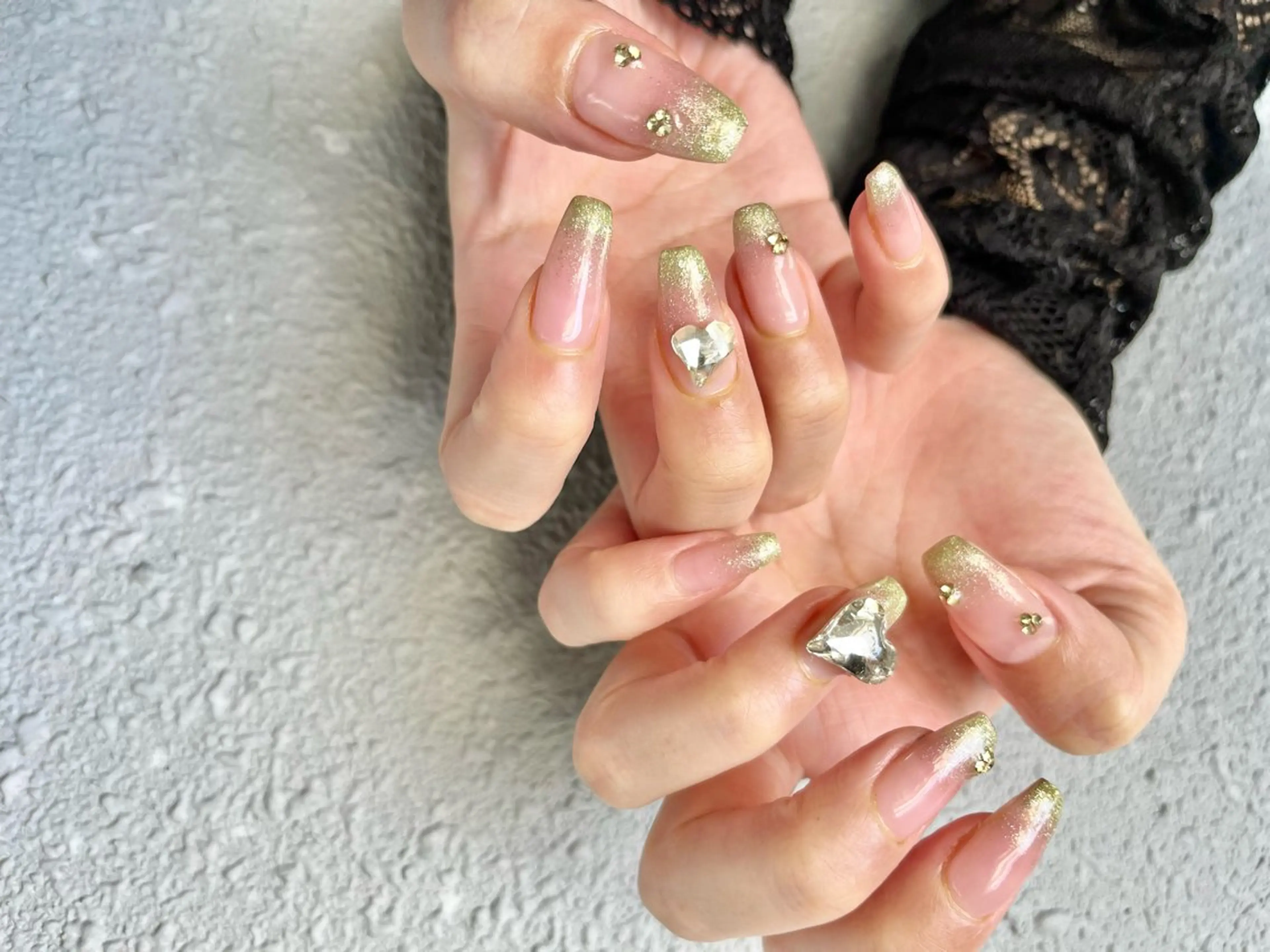 ネイル nailsalon R’のネイルデザイン