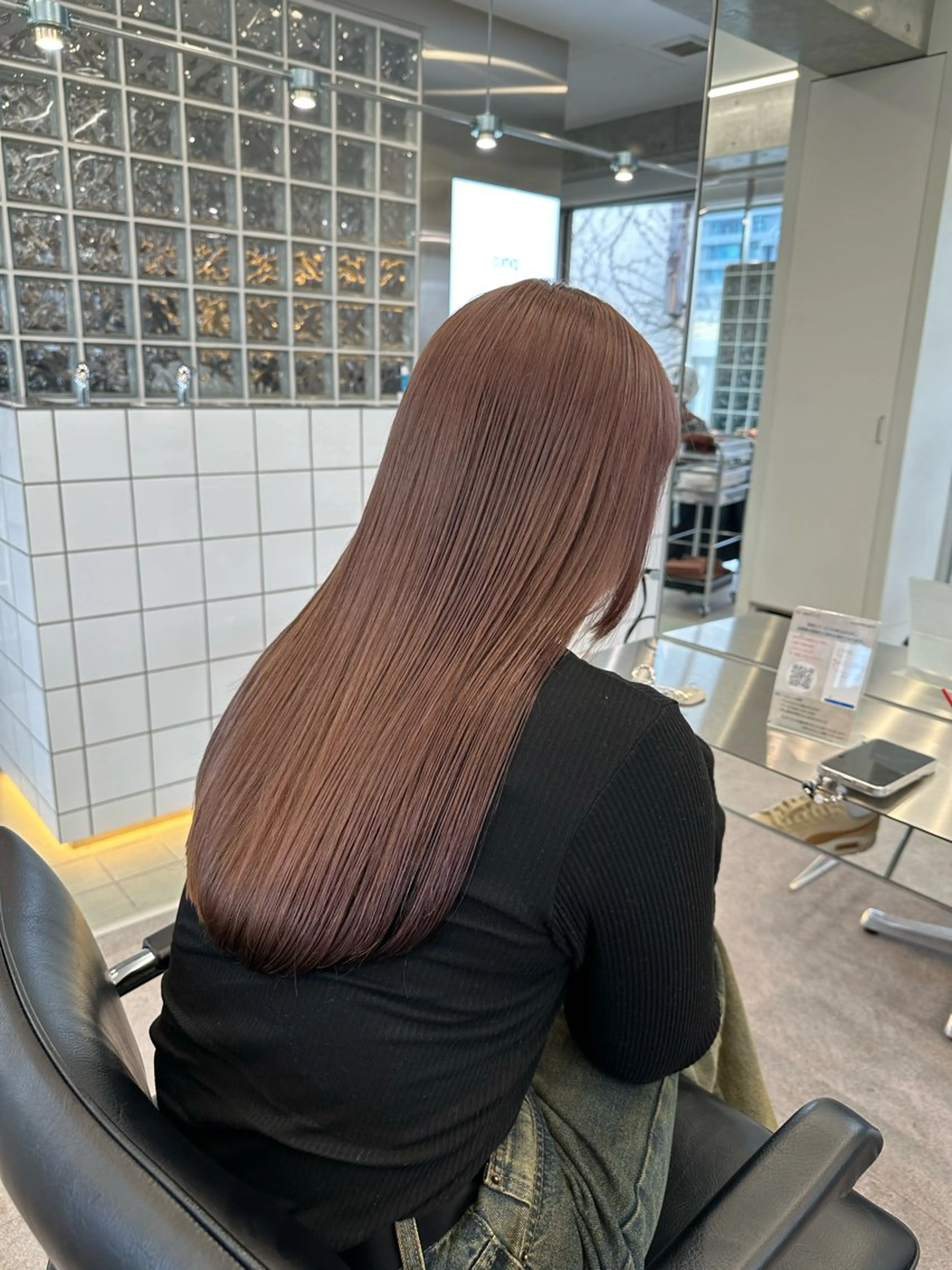 ロング ヘアカラー ヘーゼルブラウン ゆりのヘアスタイル
