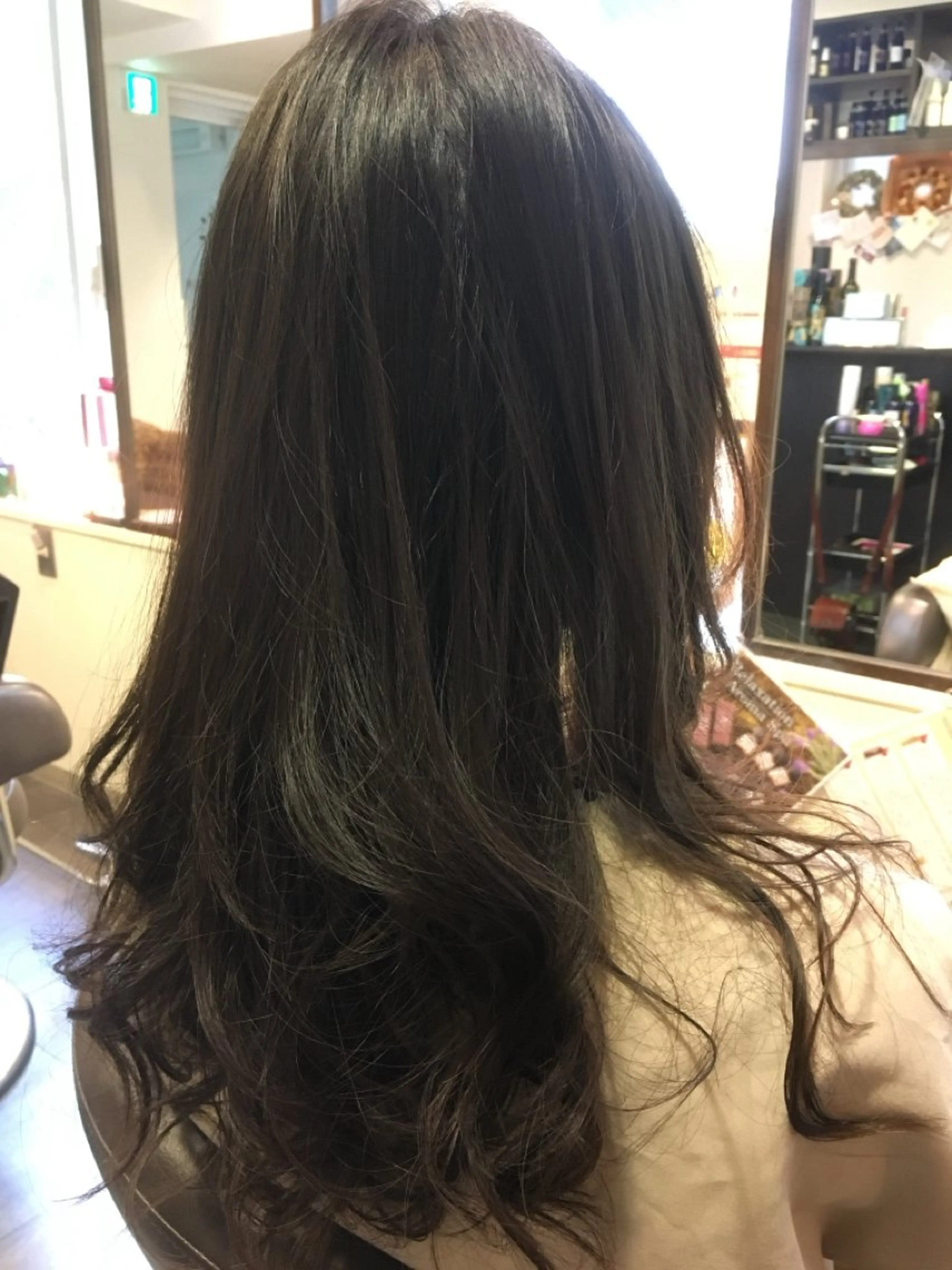 ロング カット お一人で 贅沢空間サロンのエステ・リラクイメージ
