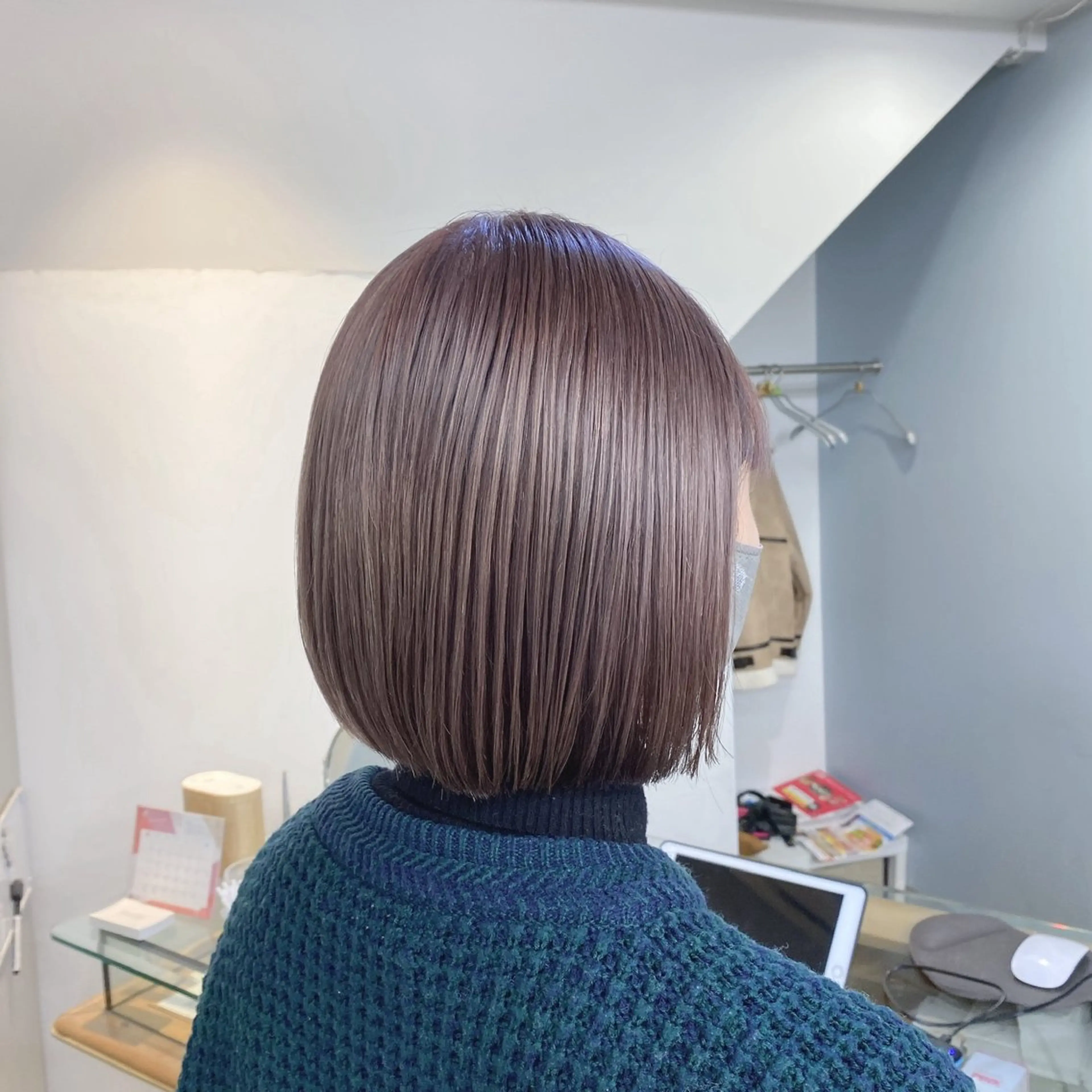 ショート カラー ヘアアレンジ ブリーチ 暖色系/透明感 治野心のヘアスタイル