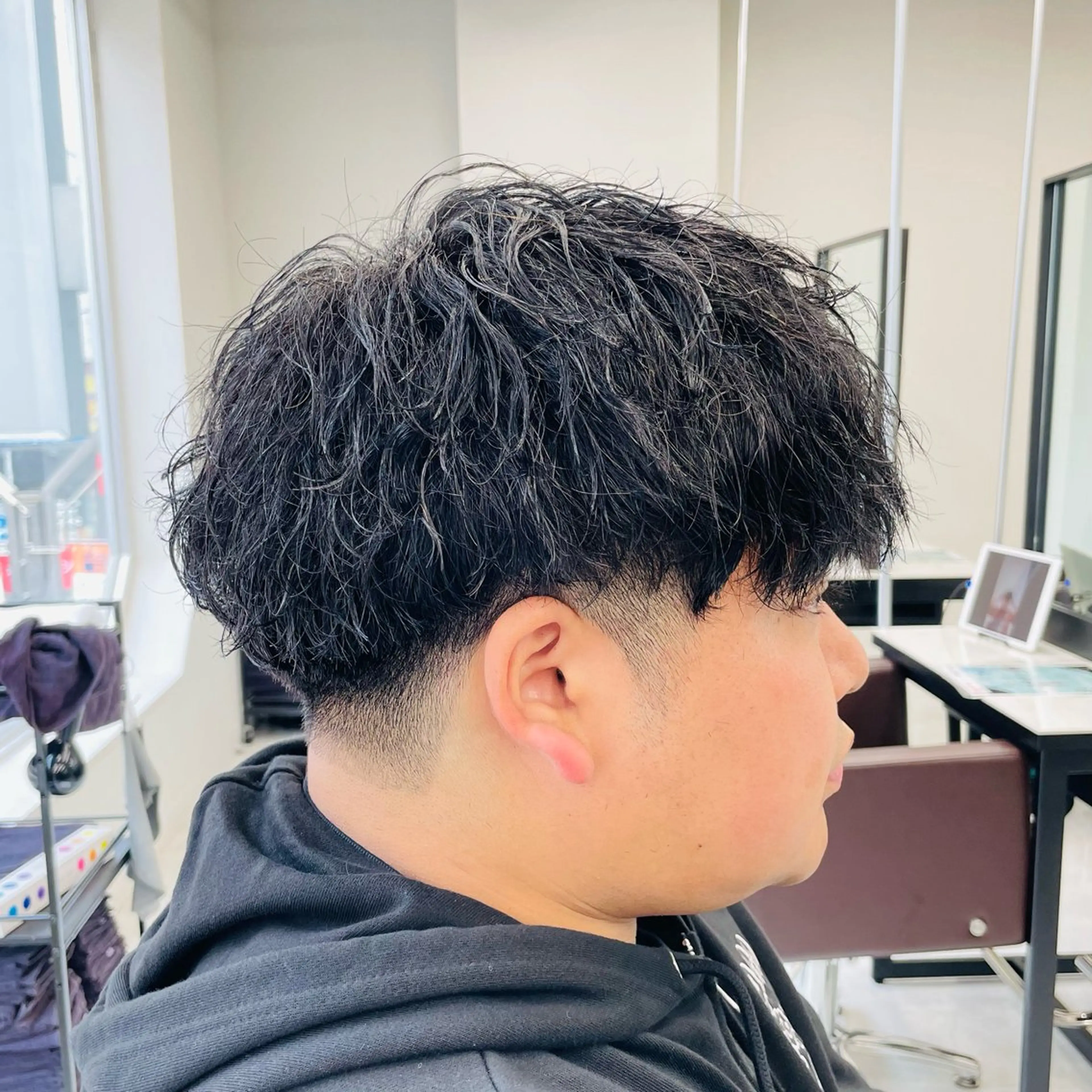 ミディアム パーマ メンズ メンズカット特化✂︎ SHINGO 本厚木のヘアスタイル