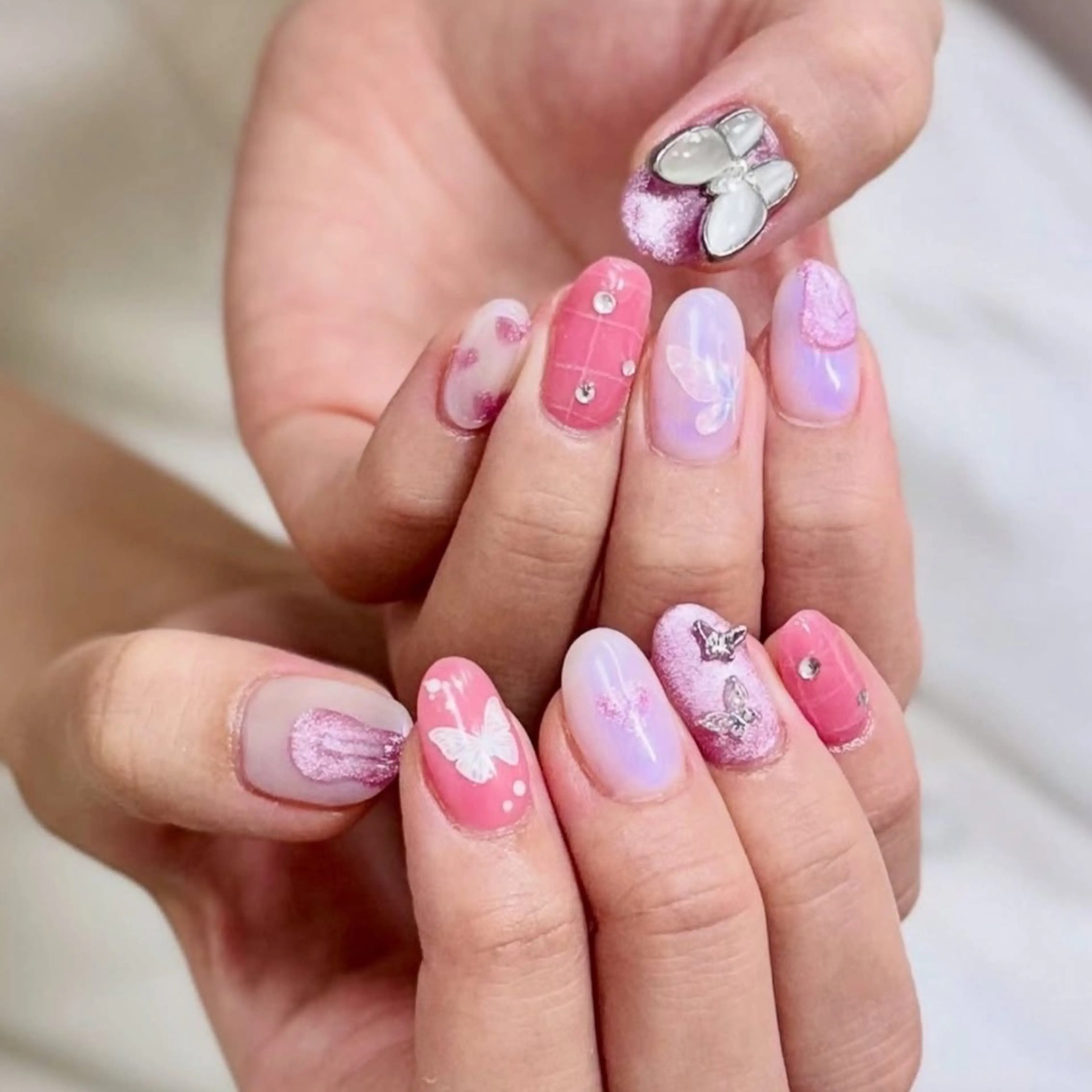 ネイル 持ち込み ハンドネイル muum_nail 新宿2分 三丁目1分のネイルデザイン