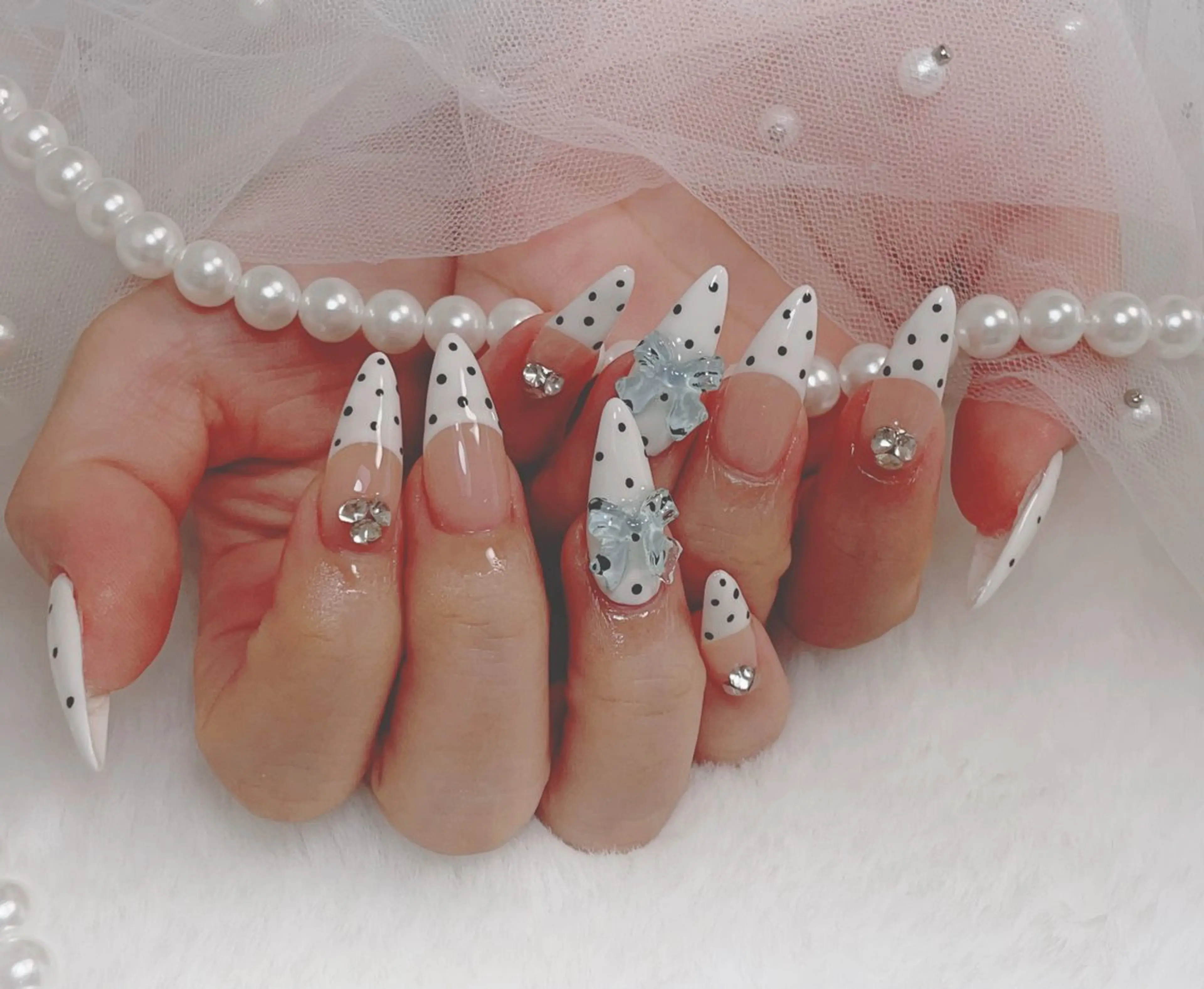 ネイル フットネイル ジェルネイル マグネットネイル パラジェル ハンドネイル B·U Nail大宮 長さだし専門店のネイルデザイン