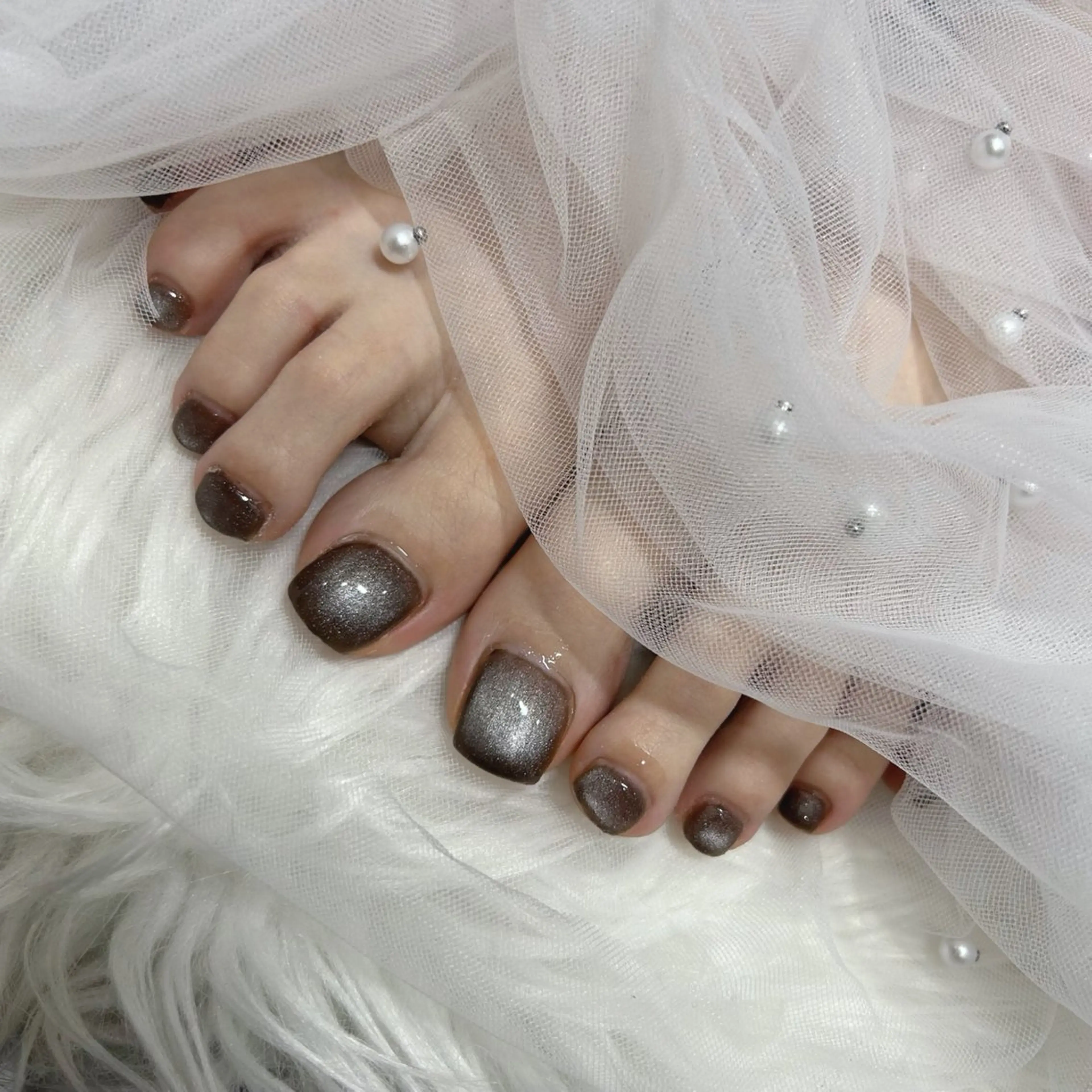 ネイル フットネイル マグネットネイル ワンカラーネイル フットネイル y's beauty京橋店のネイルデザイン