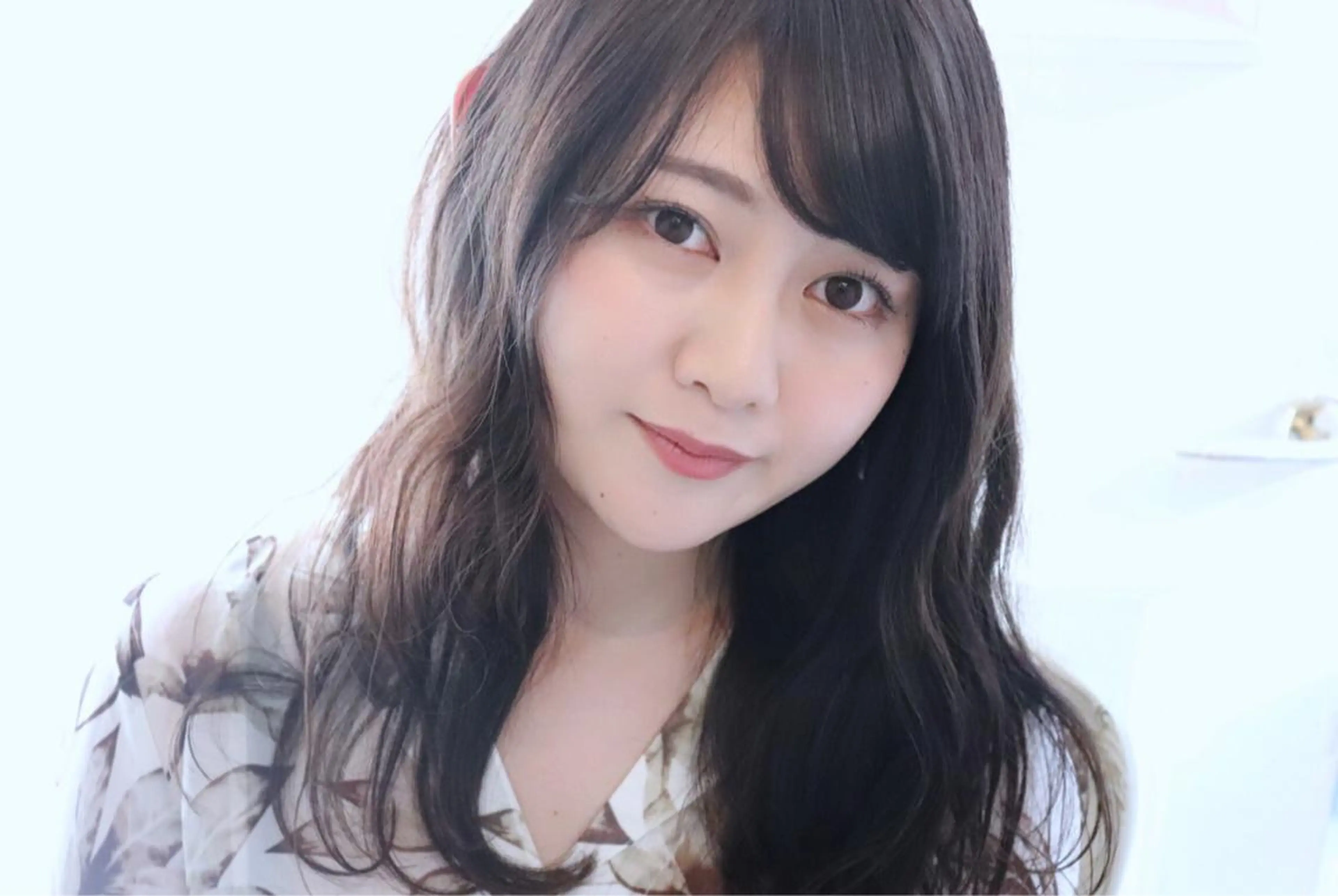 カット+髪質改善艶カラーリング+艶4stepトリートメント　　※脇下ロング料金+1100の写真