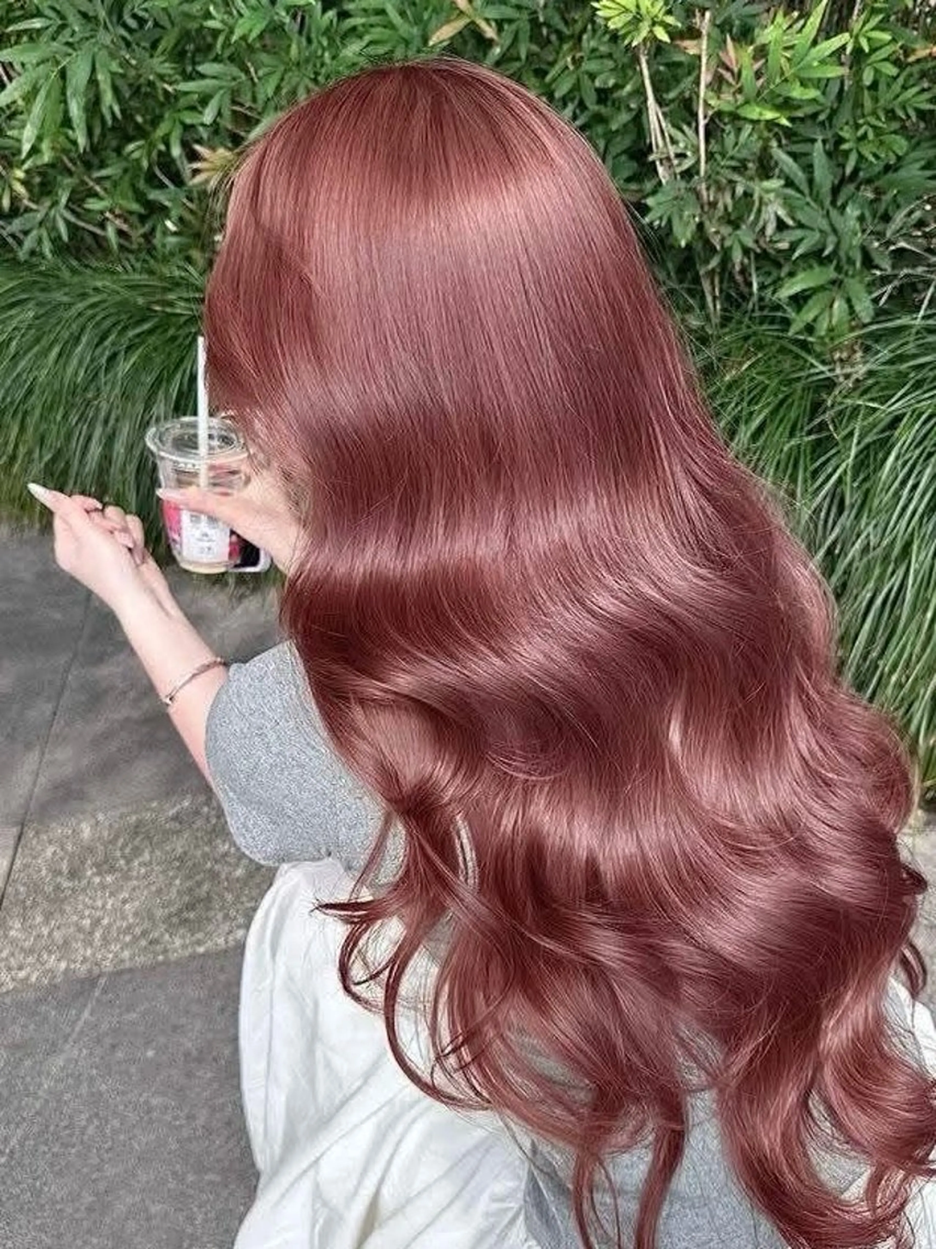 ロング カラー トレンド暖色ヘア🍒 miu🍒のヘアスタイル