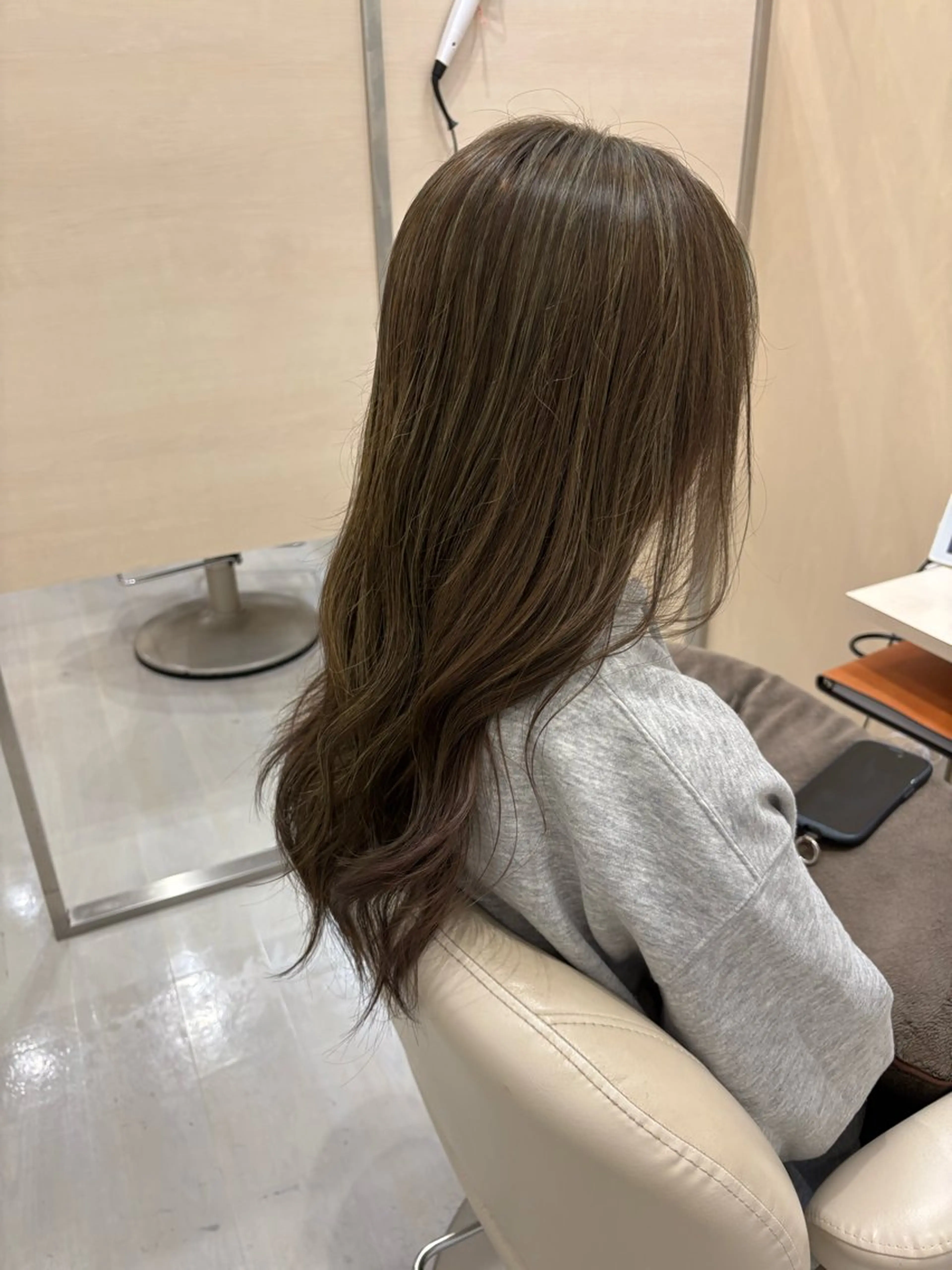 ロング カラー adorable長岡リップス旭岡店所属・【アドラーブル】反町 萌のヘアスタイル