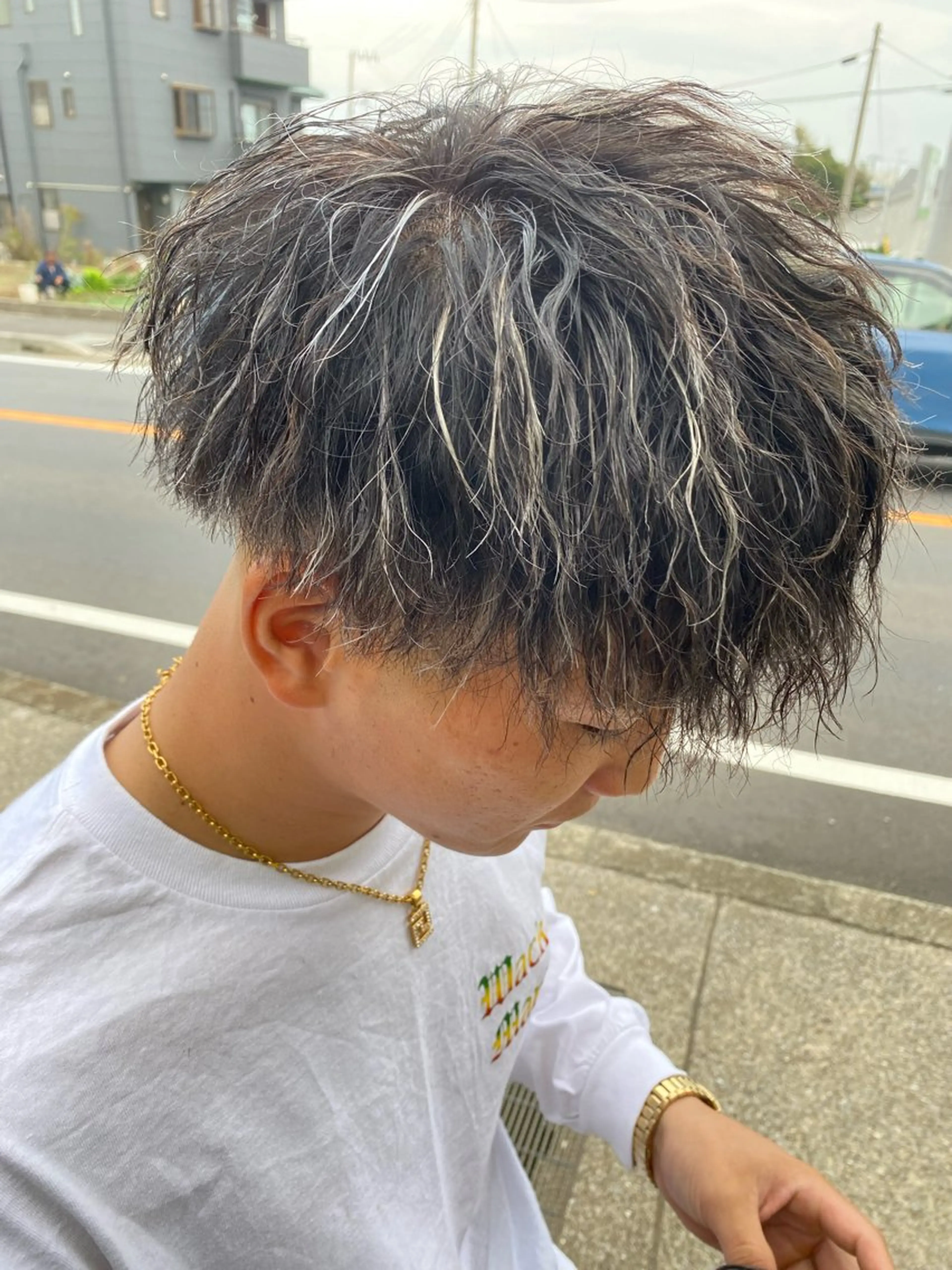 🐯メンズハイライトカラー🐯メッシュを入れたい方、印象変えたい方！ぜひおすすめです！初ブリーチの方にもおすすめです🌈の写真