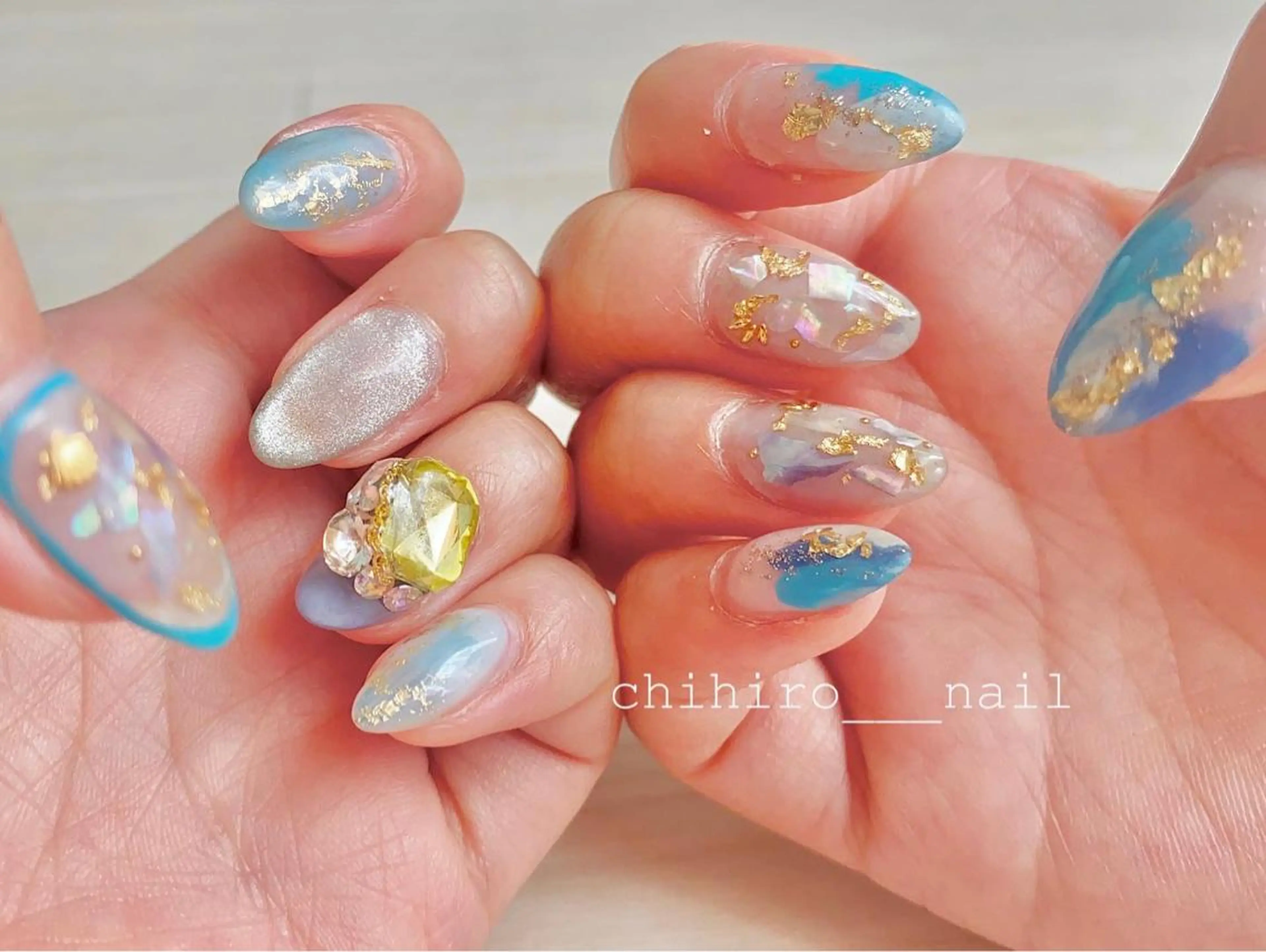ミディアム カラー ネイル アートネイル フレンチネイル ジェルネイル 氷ネイル・うるうるネイル マグネットネイル ハンドネイル chihiro 小路ネイルのネイルデザイン