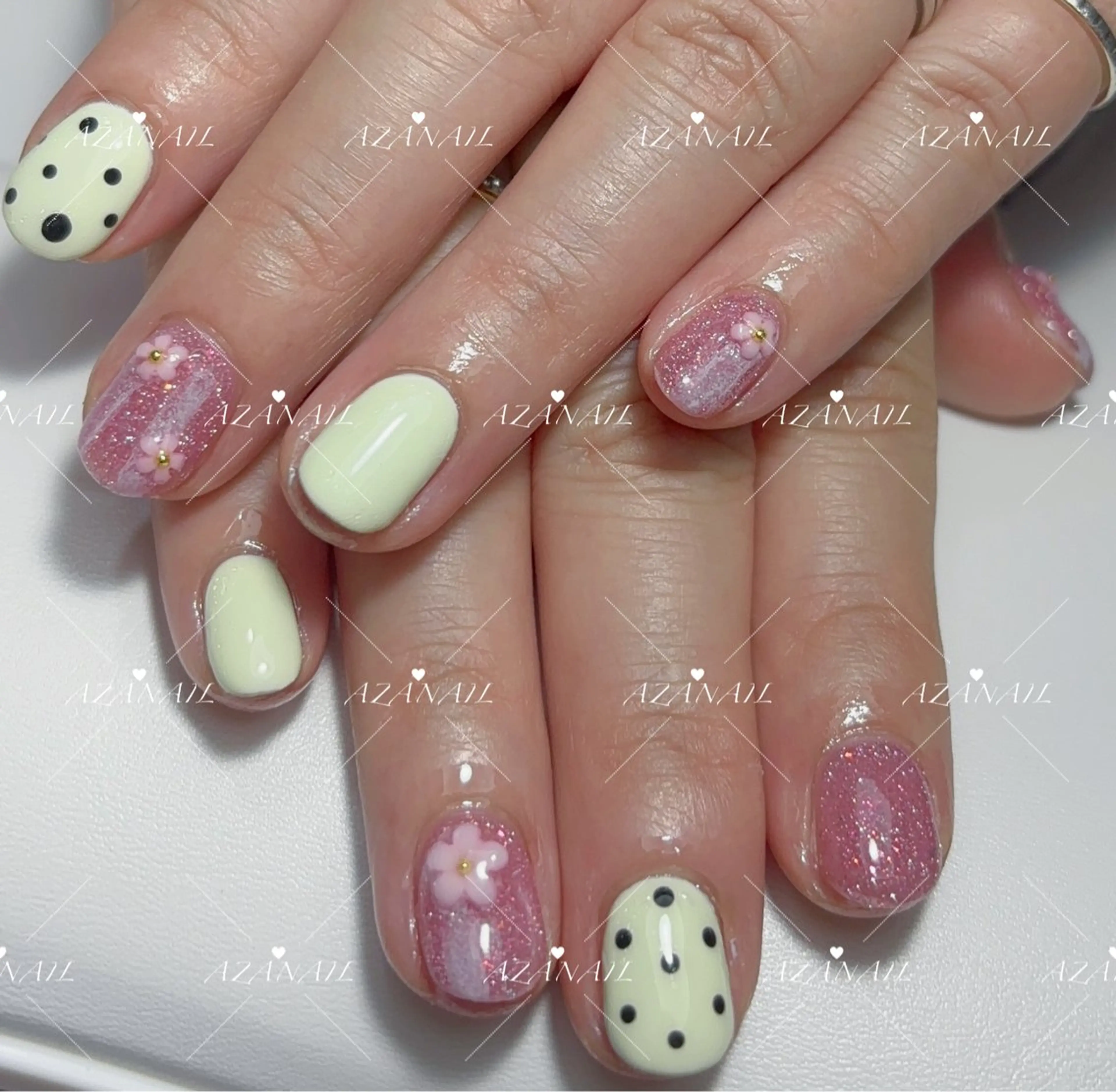 ネイル チークネイル グラデーション マグネットネイル シンプルネイル ワンホンネイル ハンドネイル AZA NAILROOMのネイルデザイン