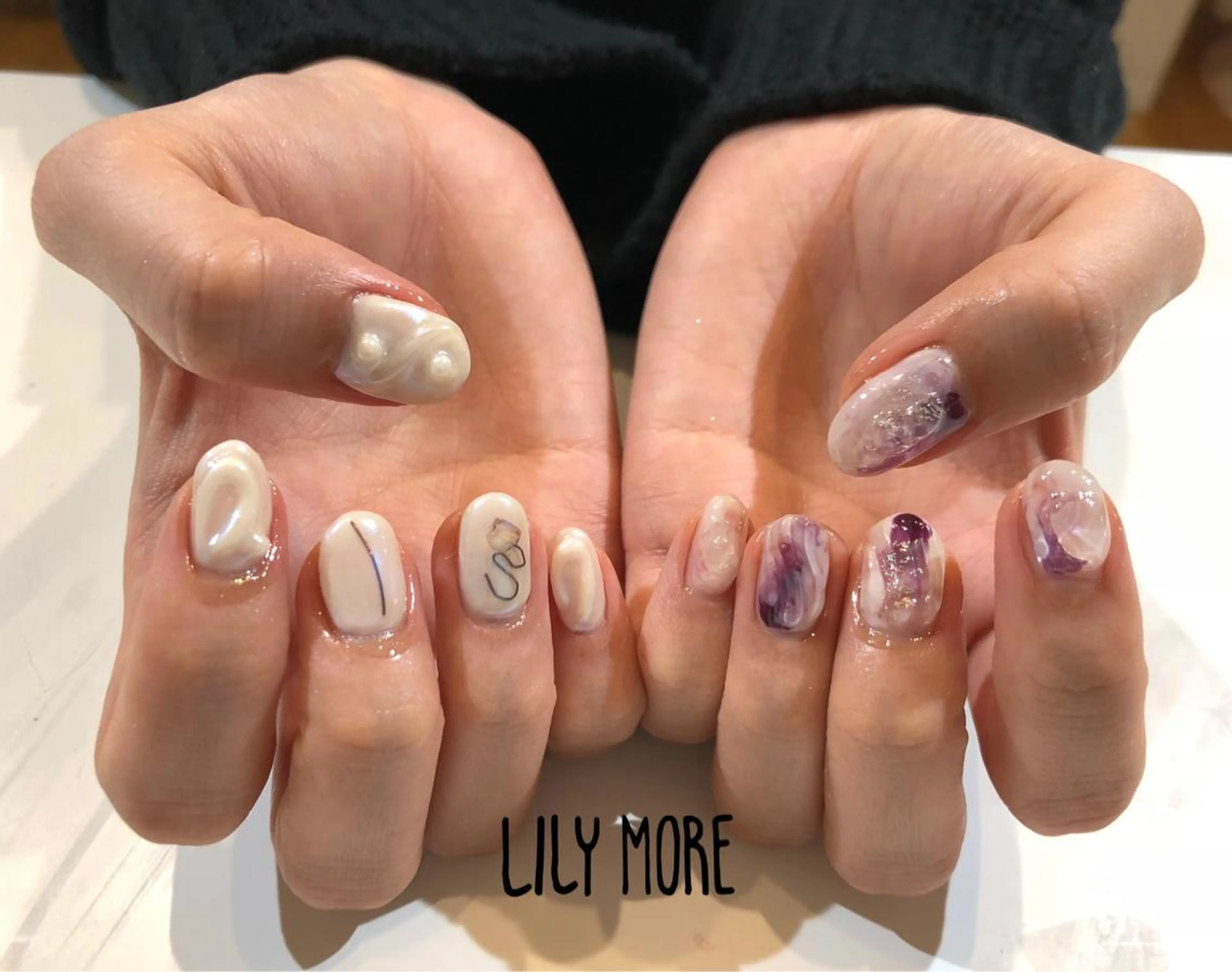 ネイル ニュアンスネイル Lily closetのネイルデザイン