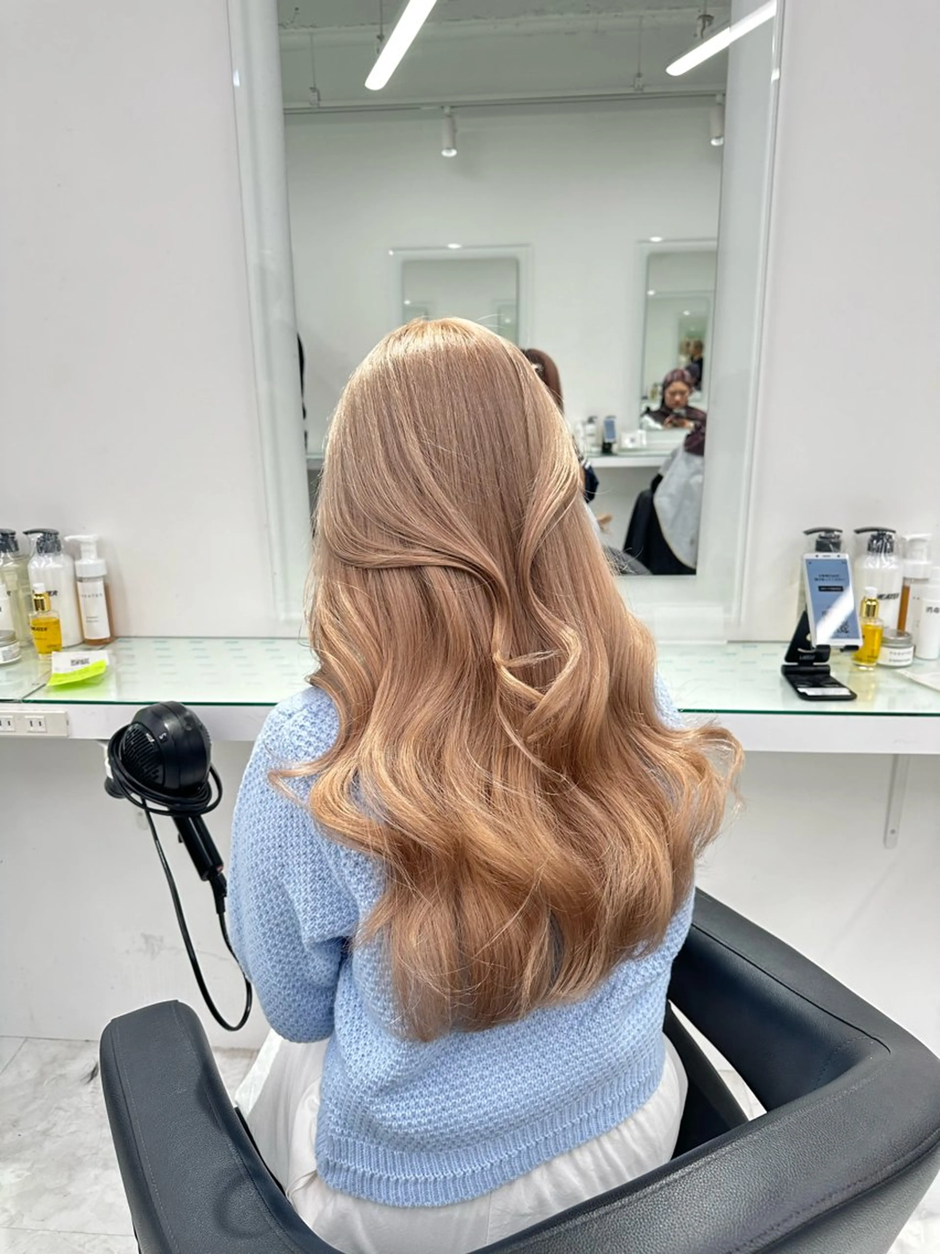 【👑春キャンペーン👑】💗ブリーチありorなしダブルカラー💗＋💝髪質改善トリートメント💝の写真