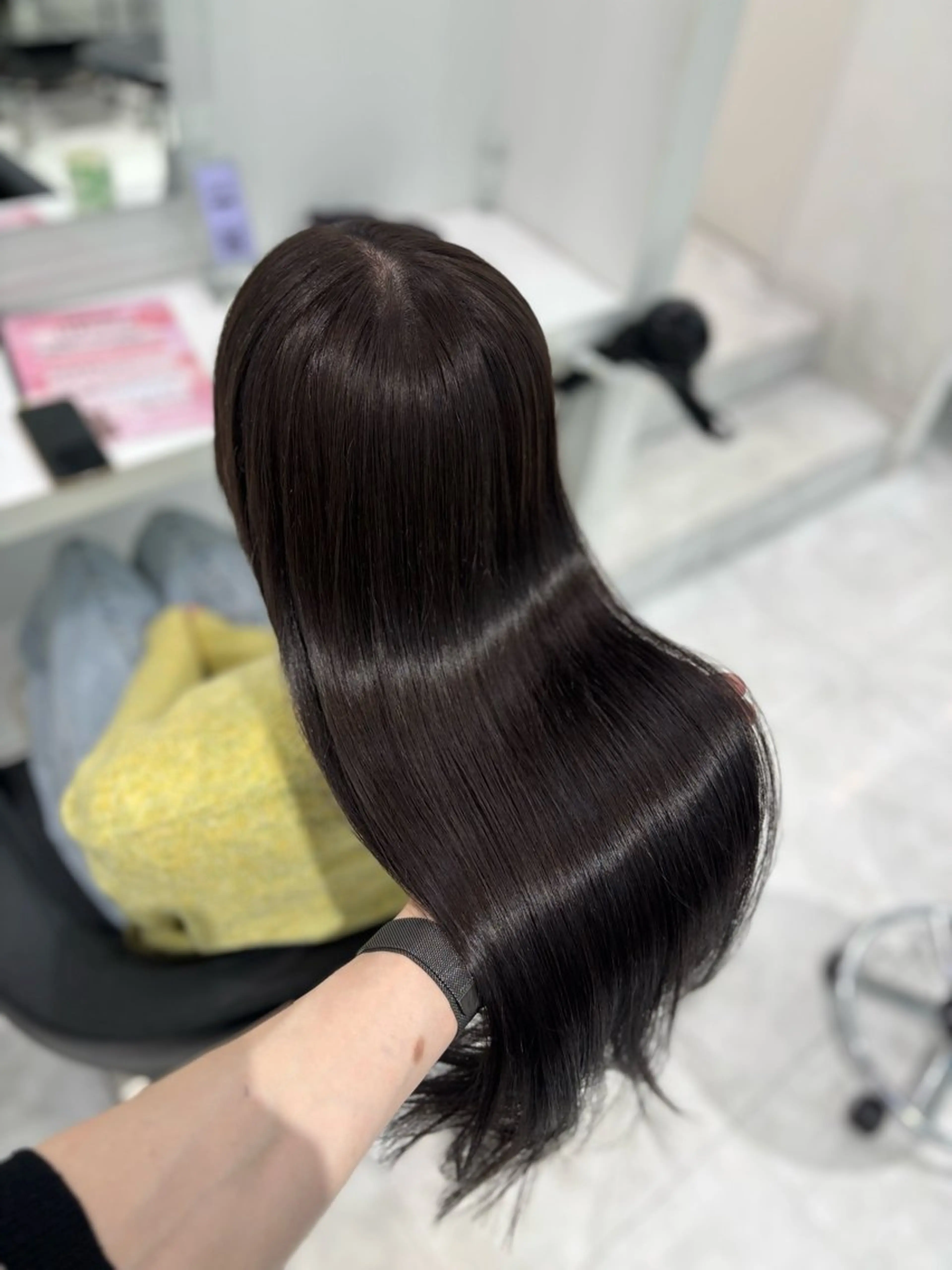 ロング カラー ヘアカラー トリートメント ヘッドスパ ヘアセット 流行りの透明感カラー ×縮毛矯正🤍ユウのヘアスタイル