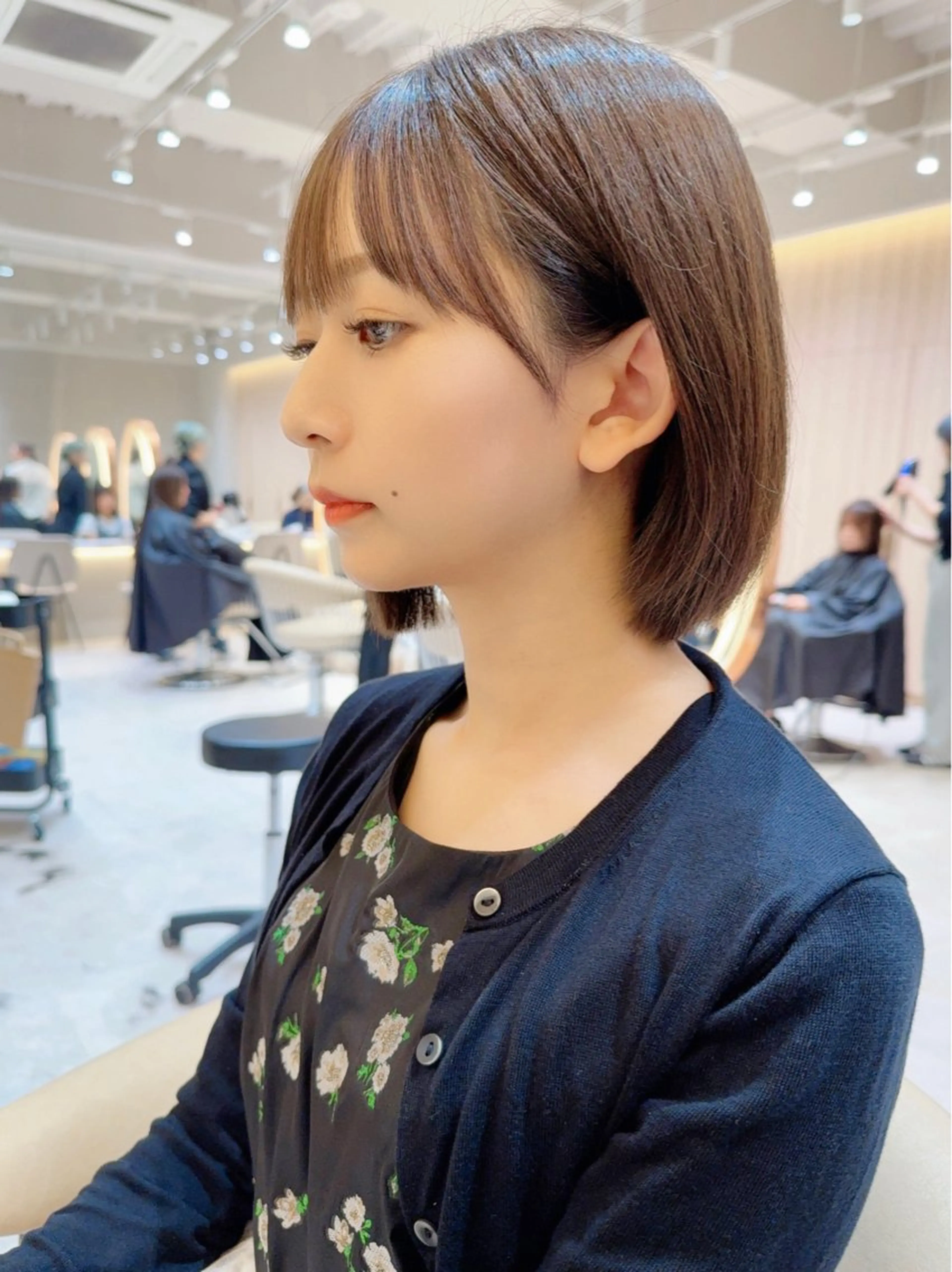 ショート カット 縮毛矯正✨🫧 レイヤー川村利幸のヘアスタイル